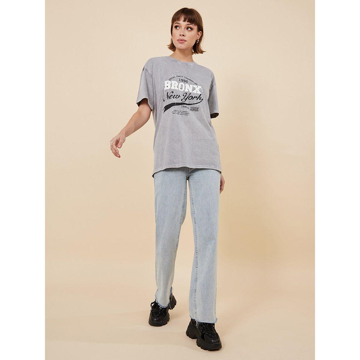 Styli Short Sleeves New York Graphic Oversized Longline T-shirt-women-clothing-tshirts-image-2