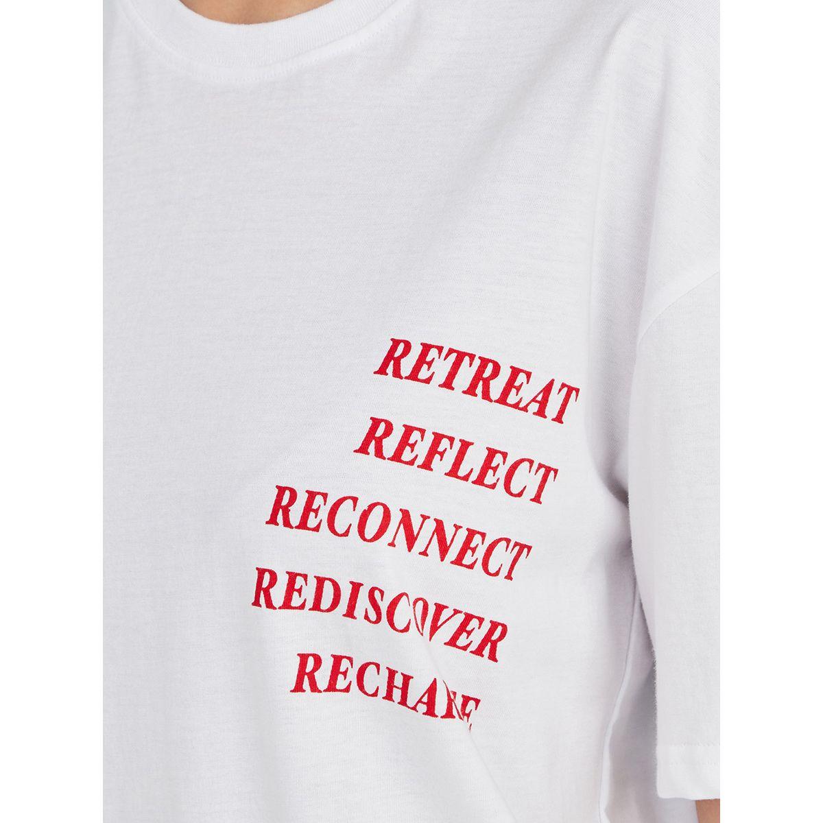 Styli Short Sleeves Retreat Reflect Reconnect Pocket Placement Print Longline Oversized T-shirt-women-clothing-tshirts-image-3