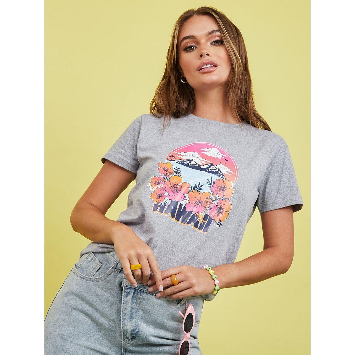 Styli Shorts Sleeves Hawaii Sea Graphic Regular Fit T-shirt-women-clothing-tshirts-image-1