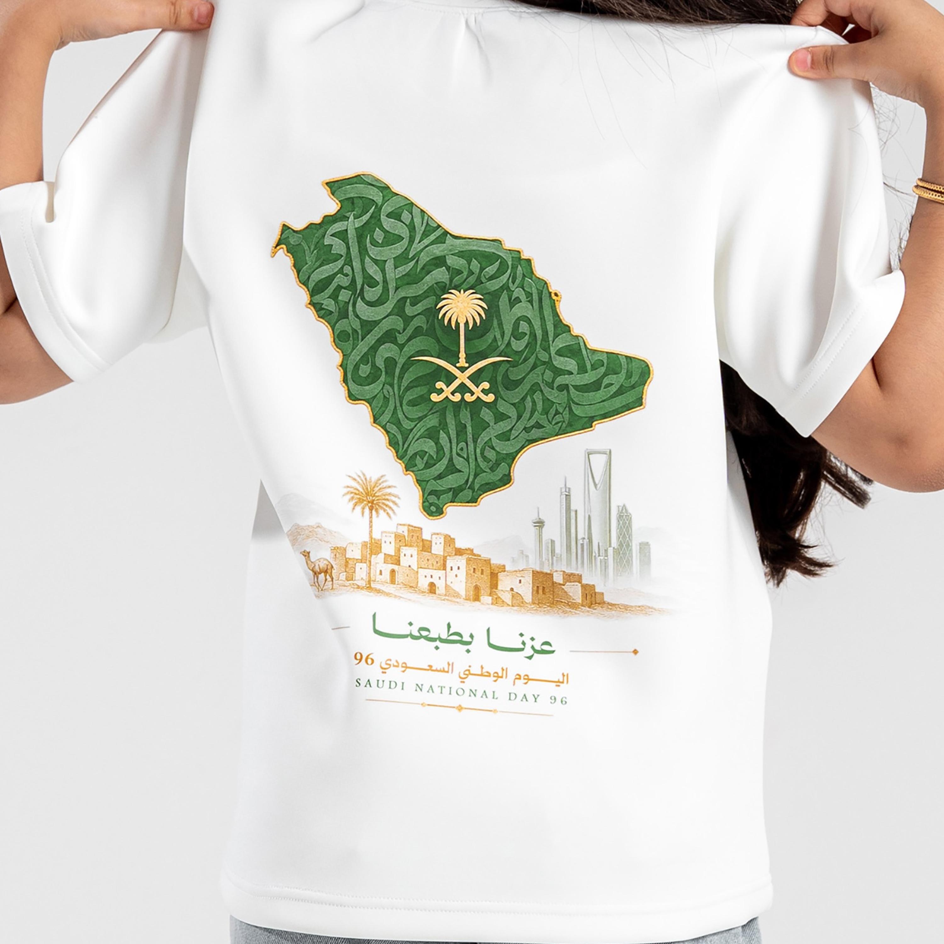 تيشيرت جرافيك اليوم الوطني بأكمام قصيرة ورقبة مستديرة من سانفن-girls-clothing-tshirts-image-3