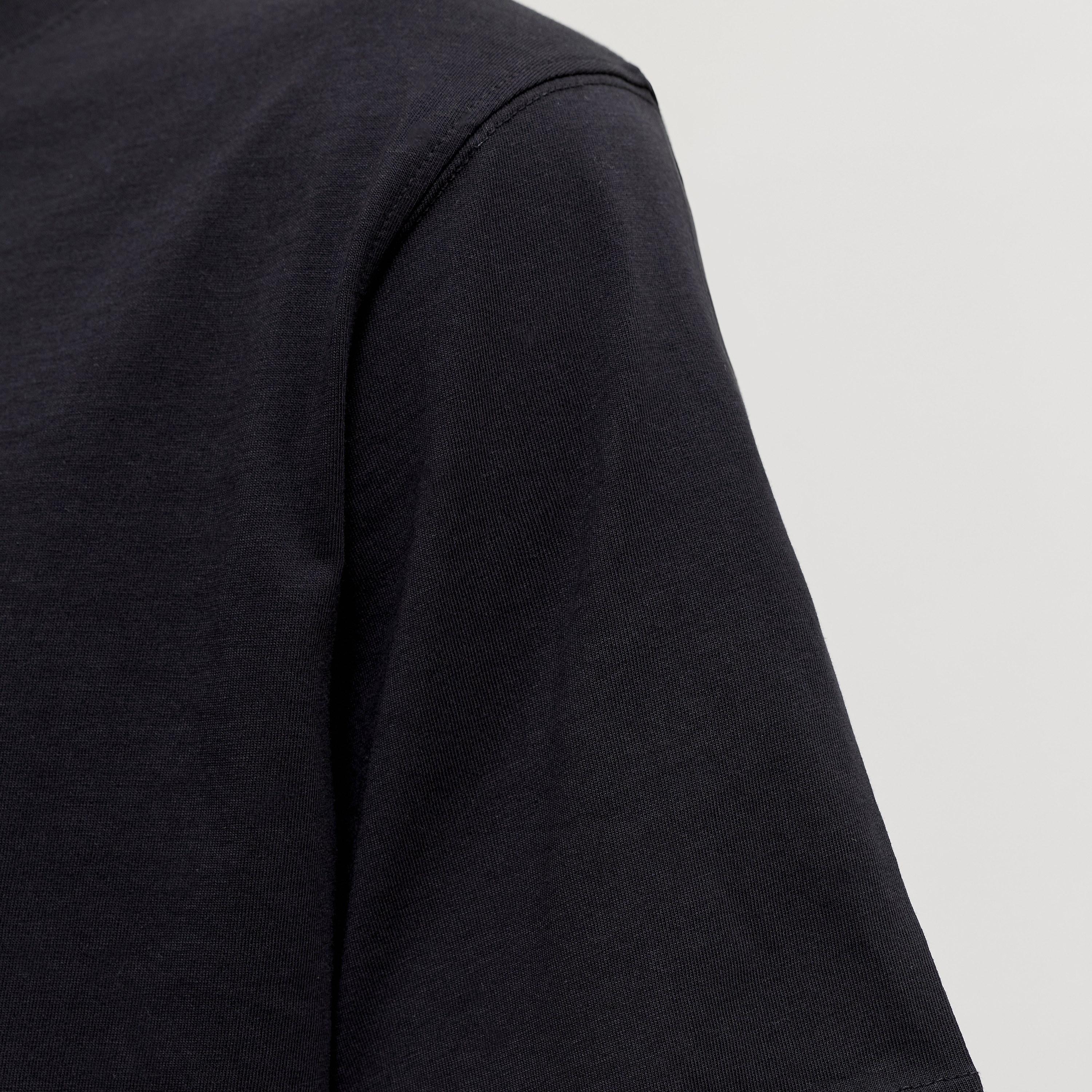 تيشرت رجالي سادة بياقة مستديرة وأكمام قصيرة من جاك آند جونز-men-clothing-tshirtsandpolos-tshirts-image-14