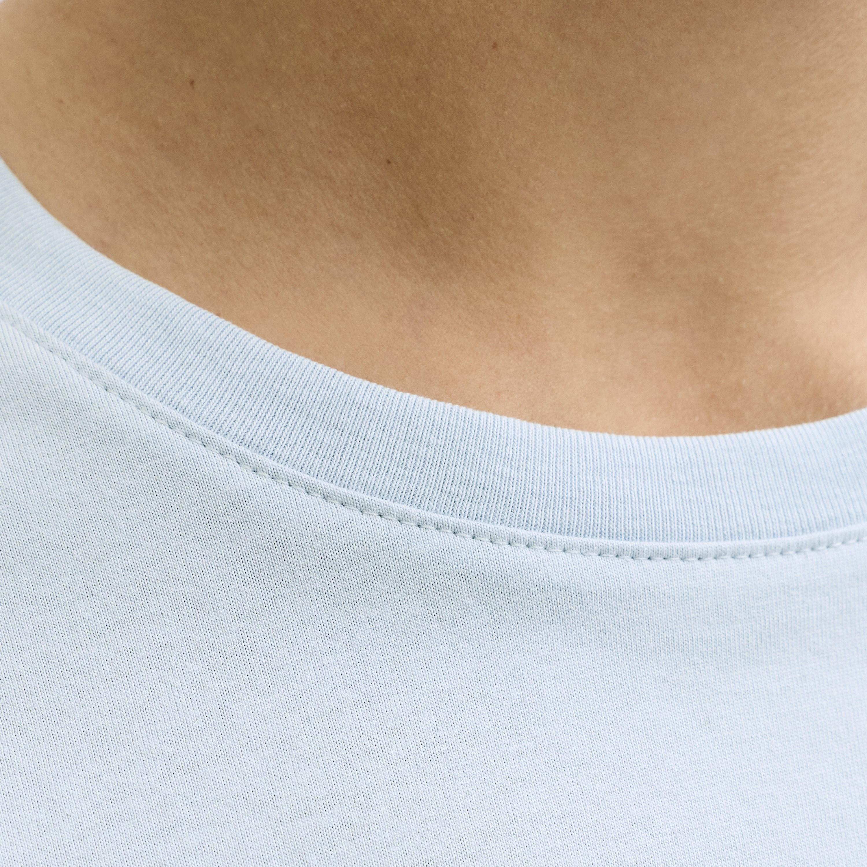 تيشرت رجالي سادة بياقة مستديرة وأكمام قصيرة من جاك آند جونز-men-clothing-tshirtsandpolos-tshirts-image-29