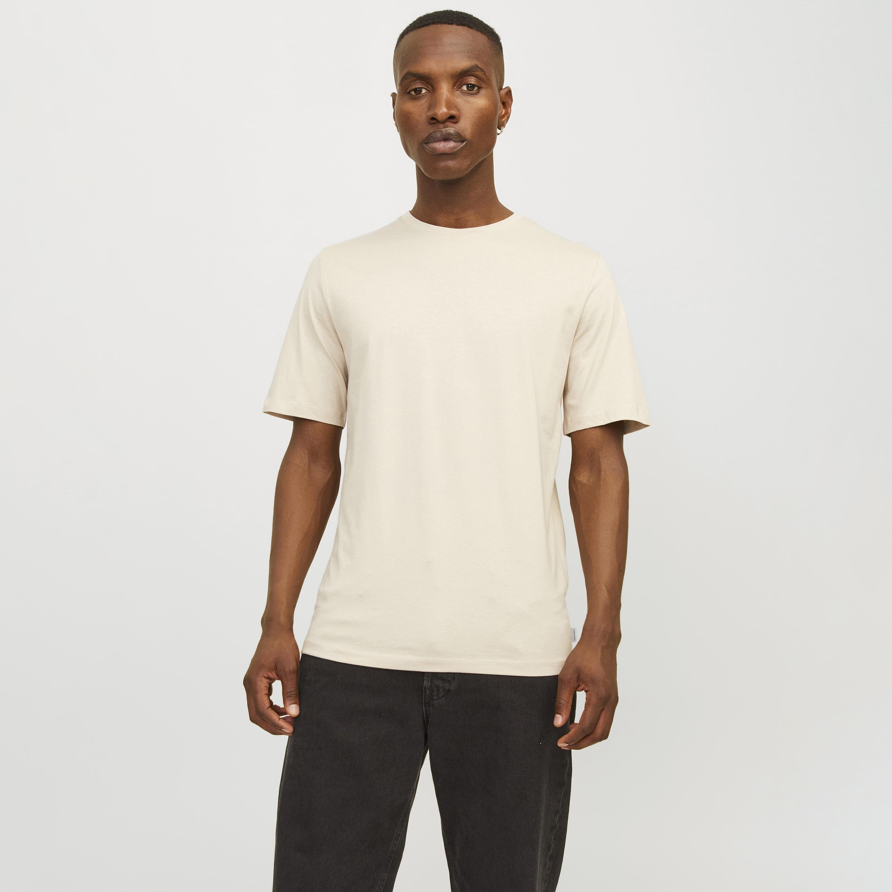 تيشرت رجالي سادة بياقة مستديرة وأكمام قصيرة من جاك آند جونز-men-clothing-tshirtsandpolos-tshirts-image-33