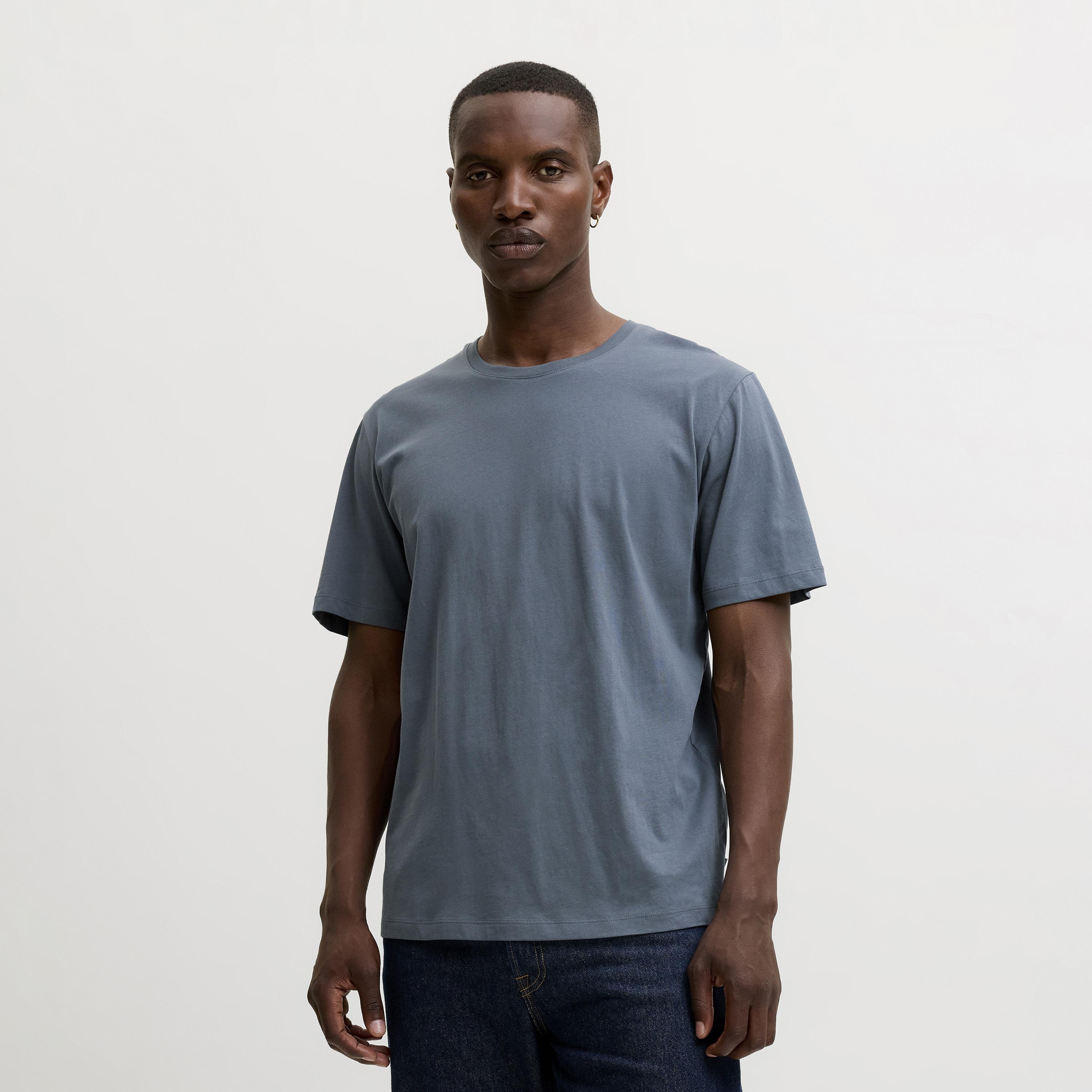 تيشرت رجالي سادة بياقة مستديرة وأكمام قصيرة من جاك آند جونز-men-clothing-tshirtsandpolos-tshirts-image-55