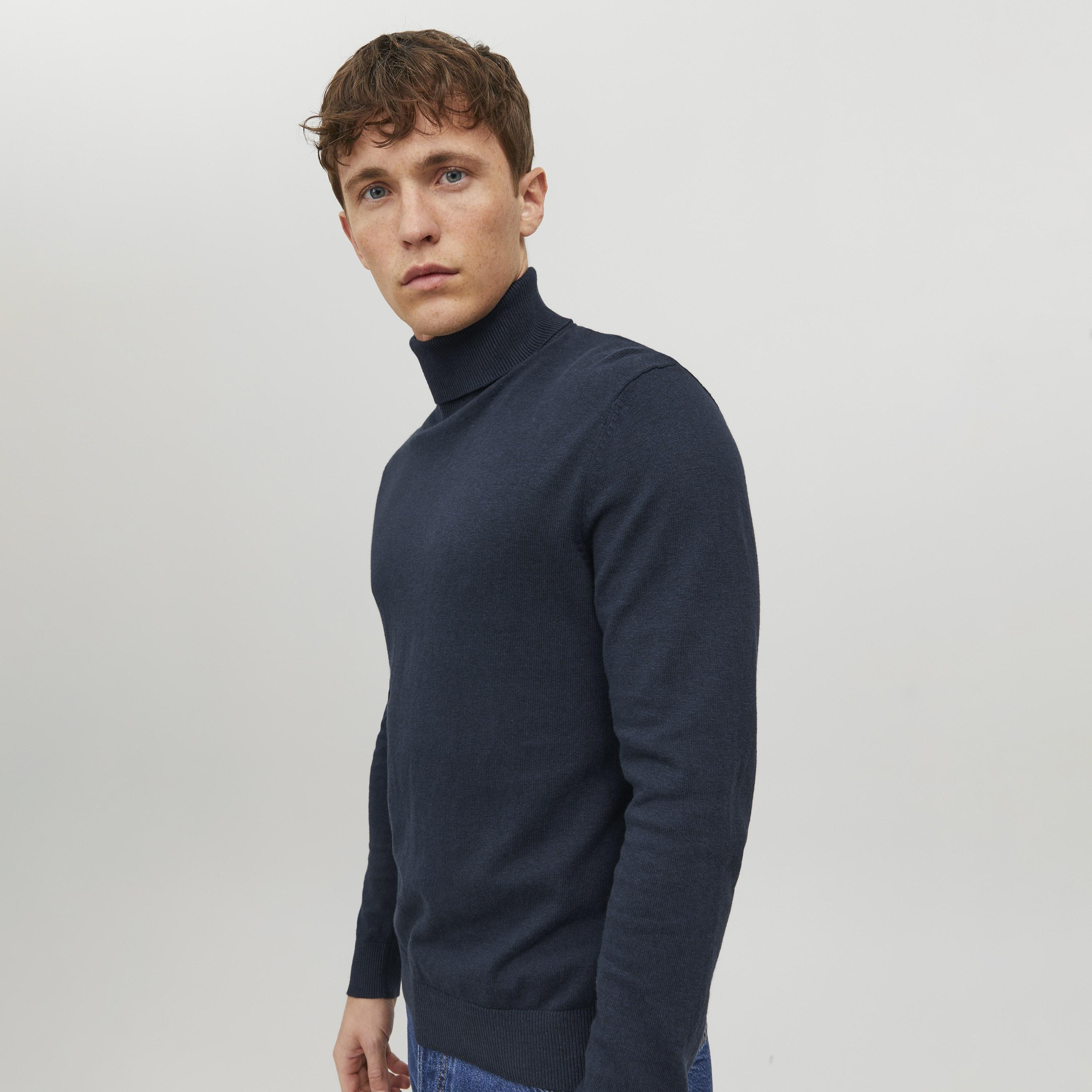 بلوفر رجالي سادة بياقة عالية (تيرتل نيك) وأكمام طويلة من جاك آند جونز-men-clothing-sweatersandpullovers-image-3
