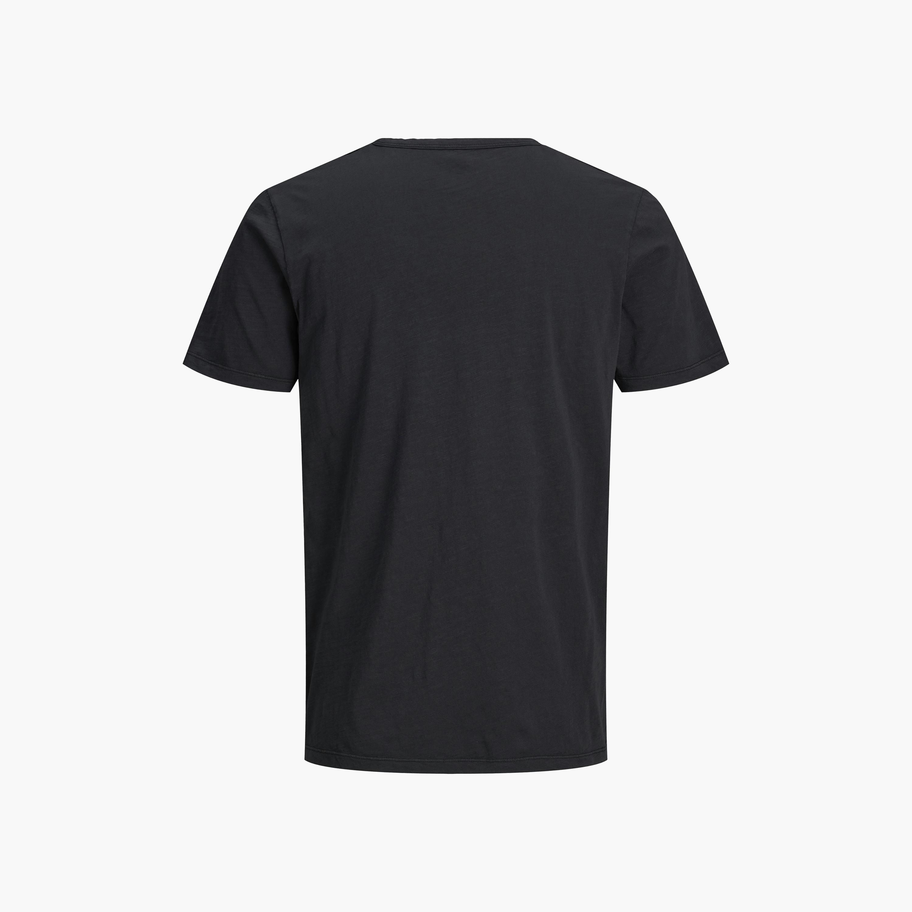 تيشرت رجالي مغزول (هيدرد) بياقة هنلي وأكمام قصيرة من جاك آند جونز-men-clothing-tshirtsandpolos-tshirts-image-40