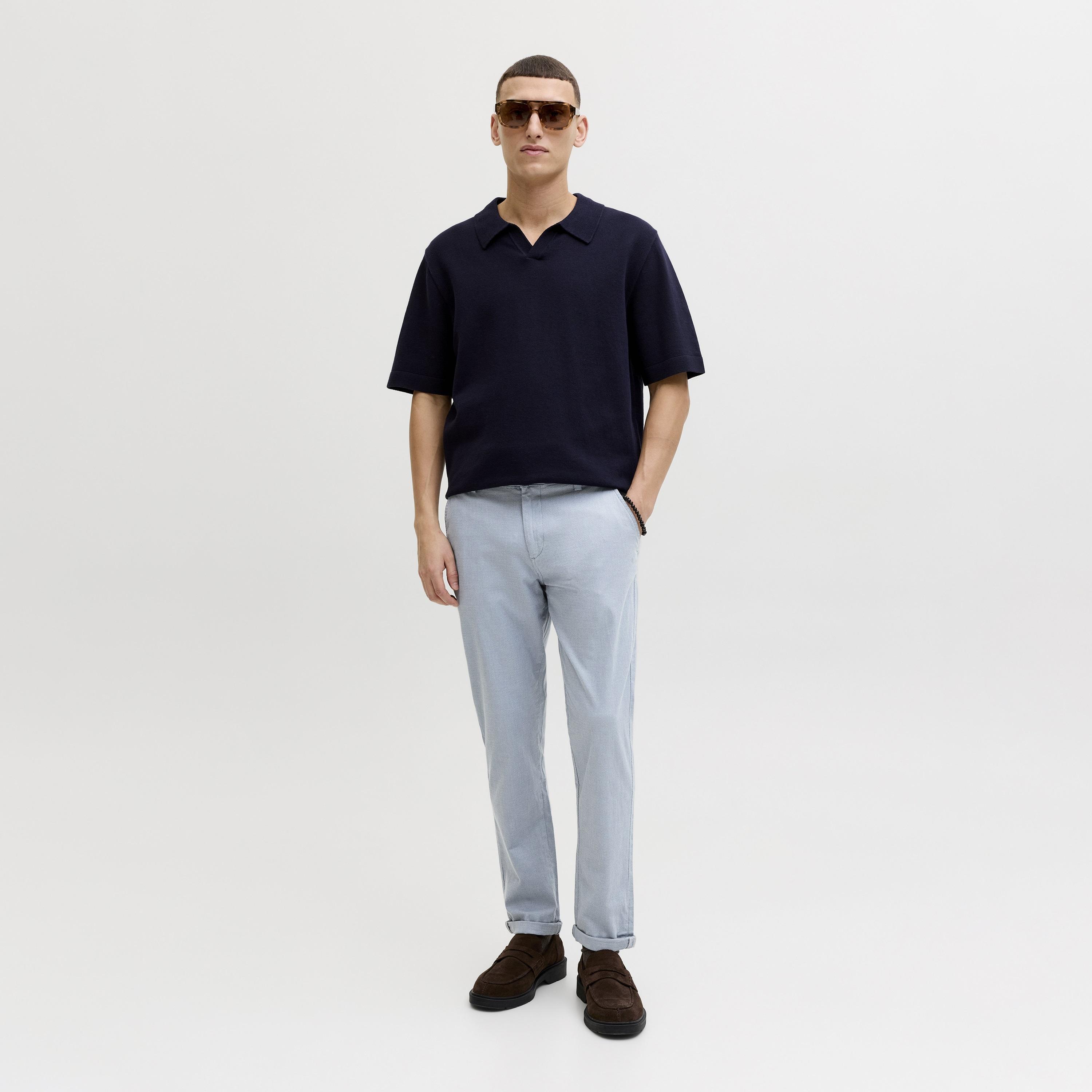 بنطال تشينو رجالي سادة بقصة ضيقة (سليم فيت) وخصر متوسط الارتفاع من جاك آند جونز-men-clothing-bottoms-trousersandchinos-chinos-image-47