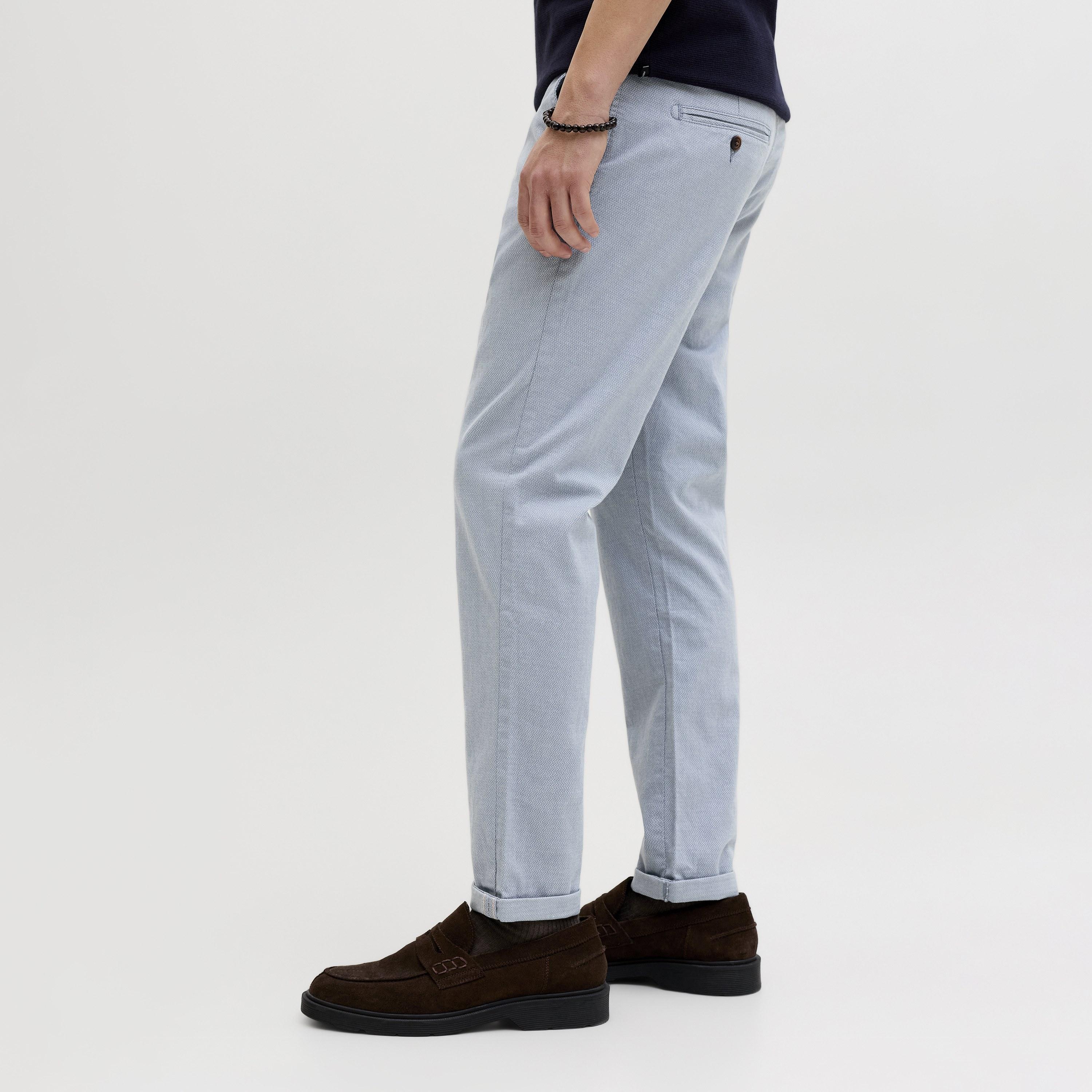 بنطال تشينو رجالي سادة بقصة ضيقة (سليم فيت) وخصر متوسط الارتفاع من جاك آند جونز-men-clothing-bottoms-trousersandchinos-chinos-image-5