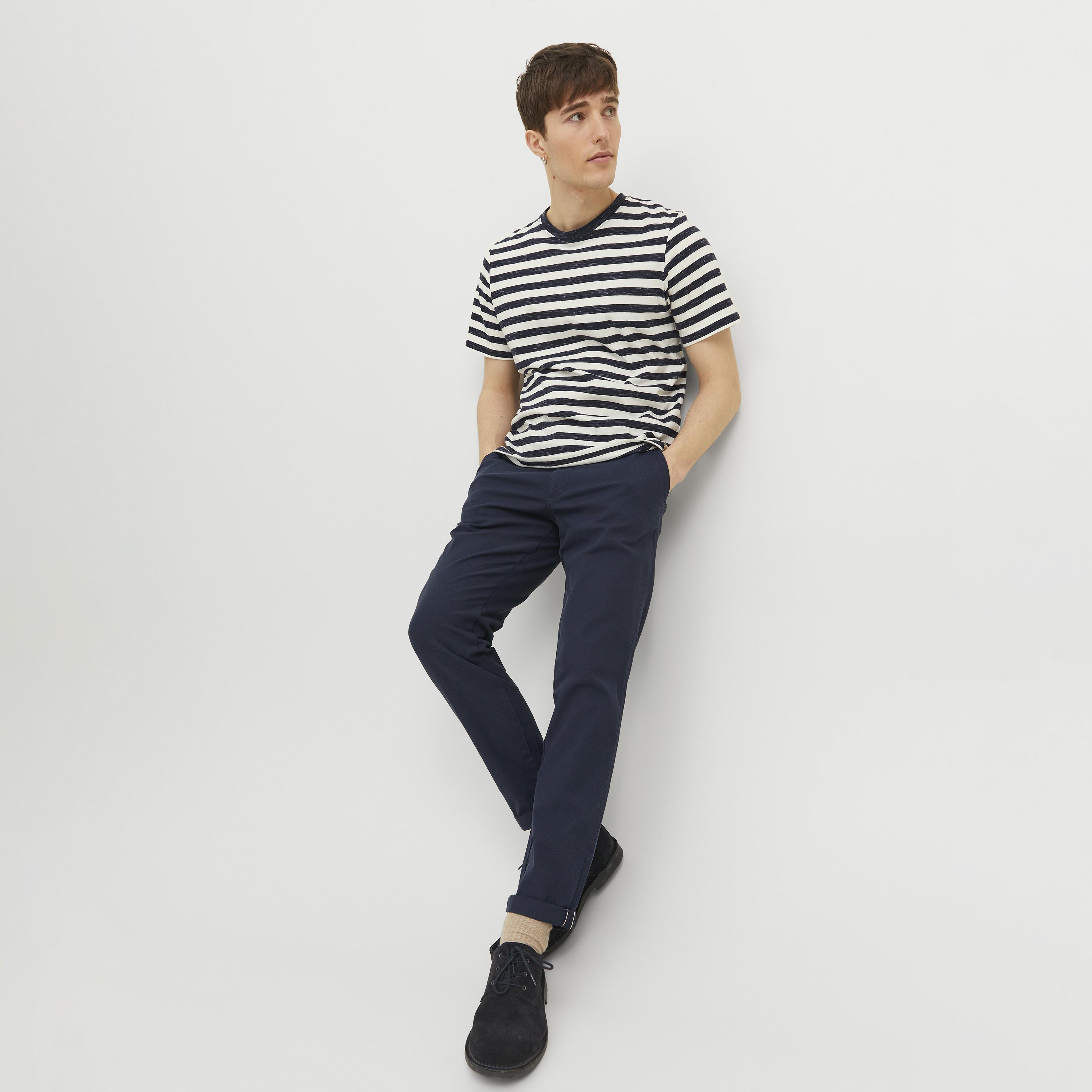 بنطال تشينو رجالي سادة بقصة ضيقة (سليم فيت) وخصر متوسط الارتفاع من جاك آند جونز-men-clothing-bottoms-trousersandchinos-chinos-image-2