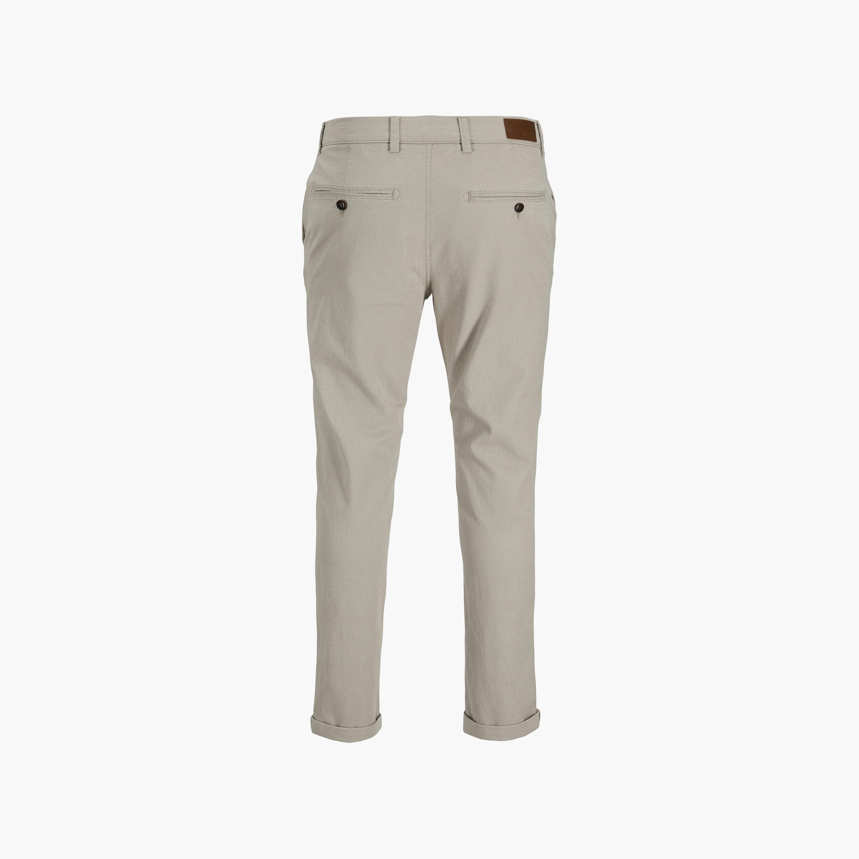 بنطال تشينو رجالي سادة بقصة ضيقة (سليم فيت) وخصر متوسط الارتفاع من جاك آند جونز-men-clothing-bottoms-trousersandchinos-chinos-image-37