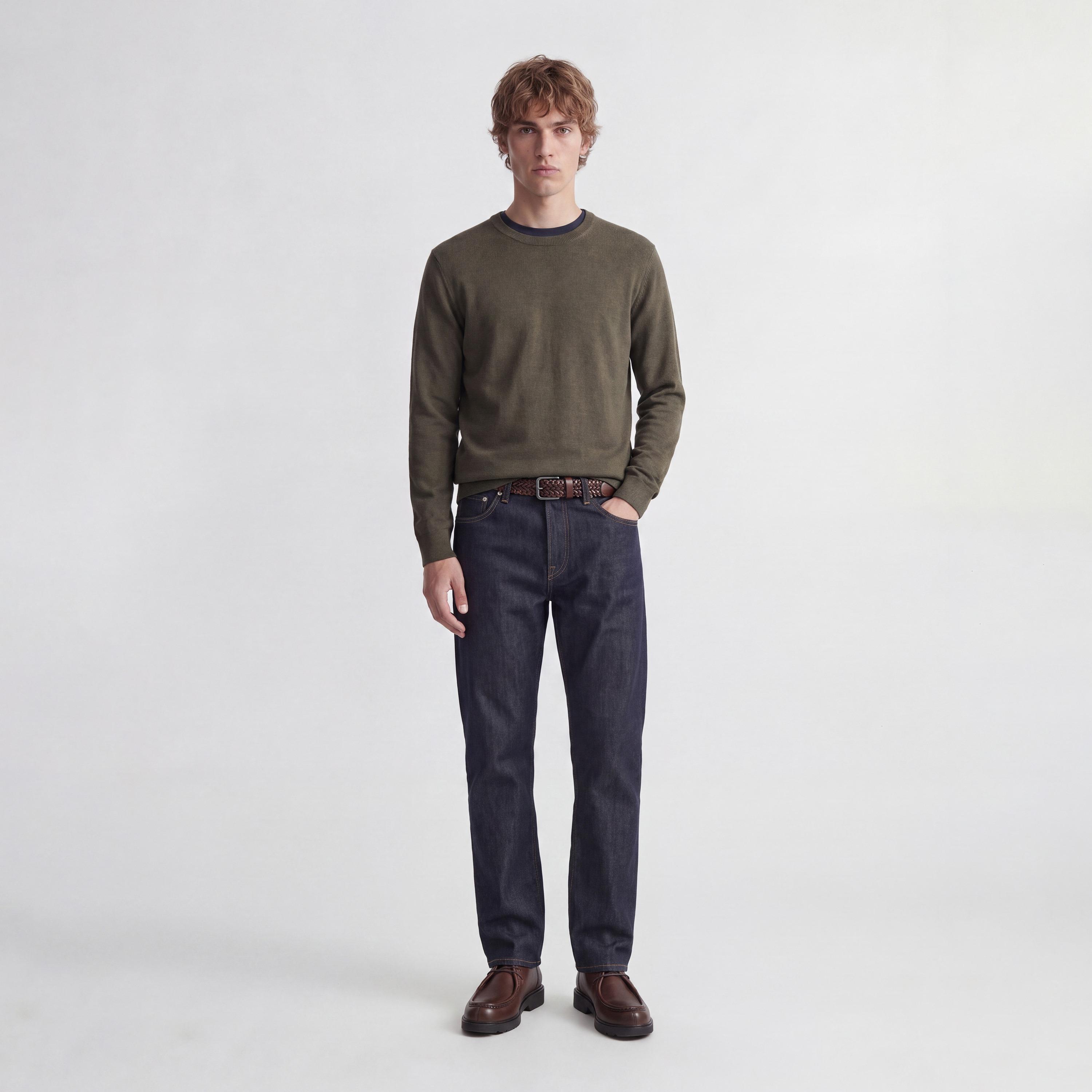 بلوفر رجالي سادة برقبة مستديرة وأكمام طويلة من جاك آند جونز-men-clothing-sweatersandpullovers-image-2
