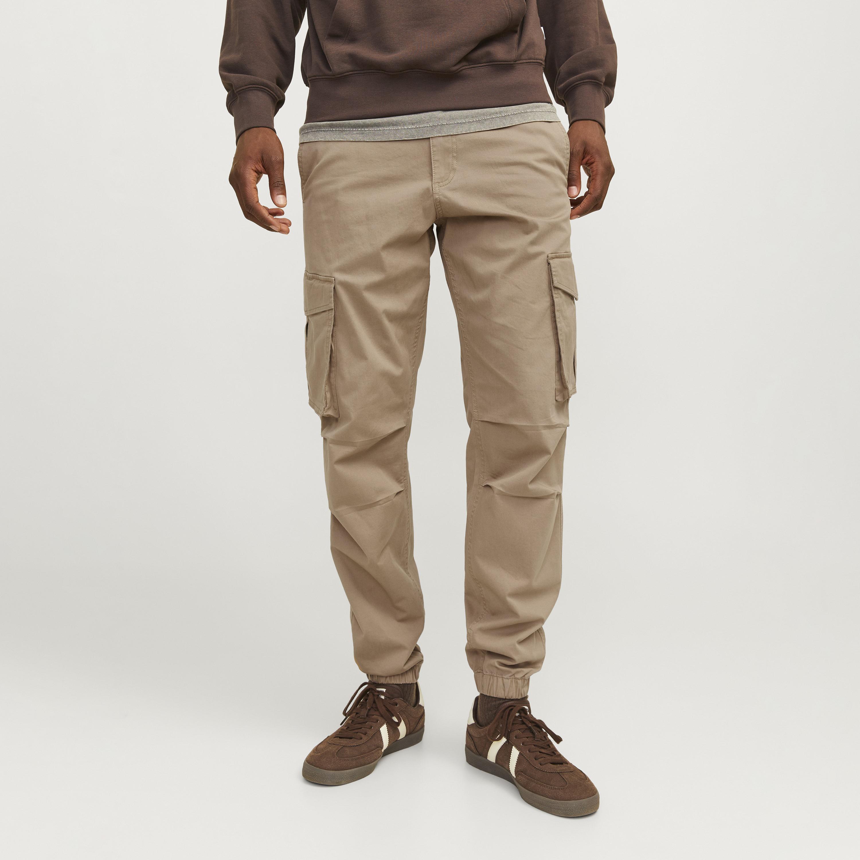 بنطال كارجو رجالي سادة بخصر متوسط الارتفاع مع زر وسحاب للإغلاق من جاك آند جونز-men-clothing-bottoms-trousersandchinos-trousers-image-1