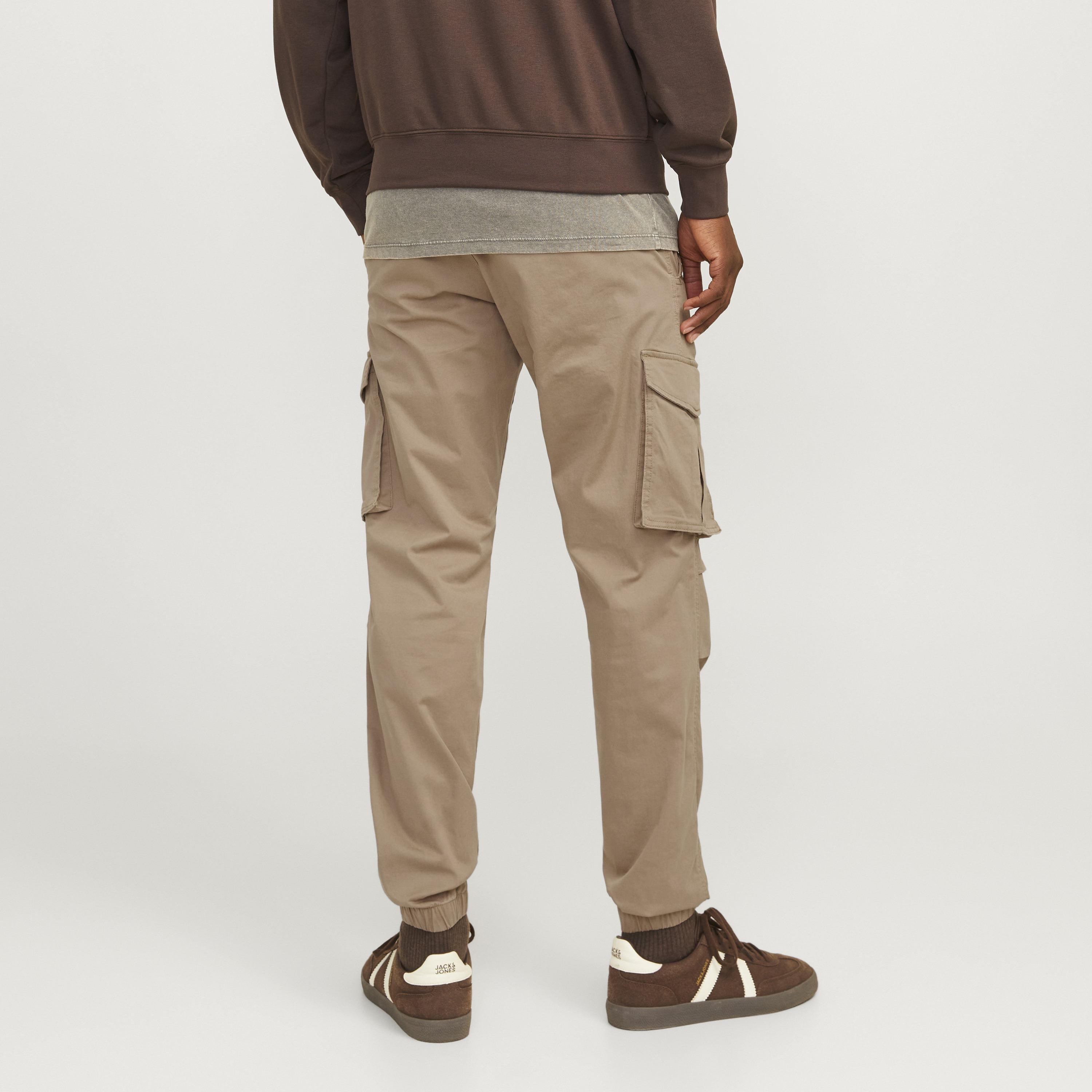 بنطال كارجو رجالي سادة بخصر متوسط الارتفاع مع زر وسحاب للإغلاق من جاك آند جونز-men-clothing-bottoms-trousersandchinos-trousers-image-4