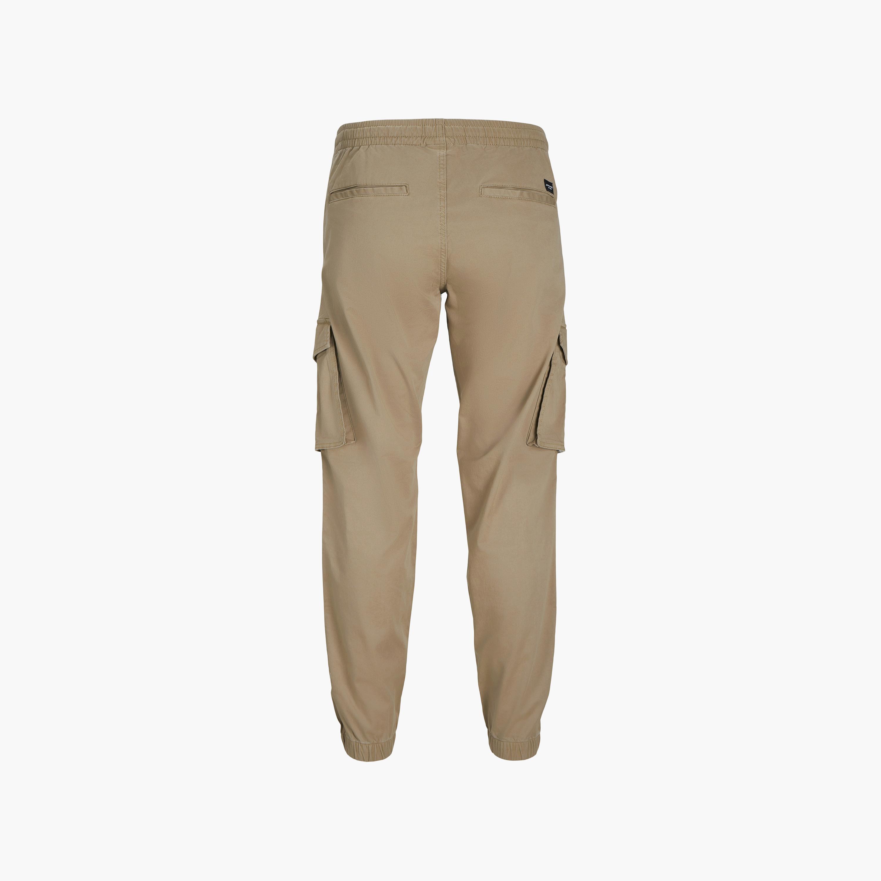 بنطال كارجو رجالي سادة بخصر متوسط الارتفاع مع زر وسحاب للإغلاق من جاك آند جونز-men-clothing-bottoms-trousersandchinos-trousers-image-8