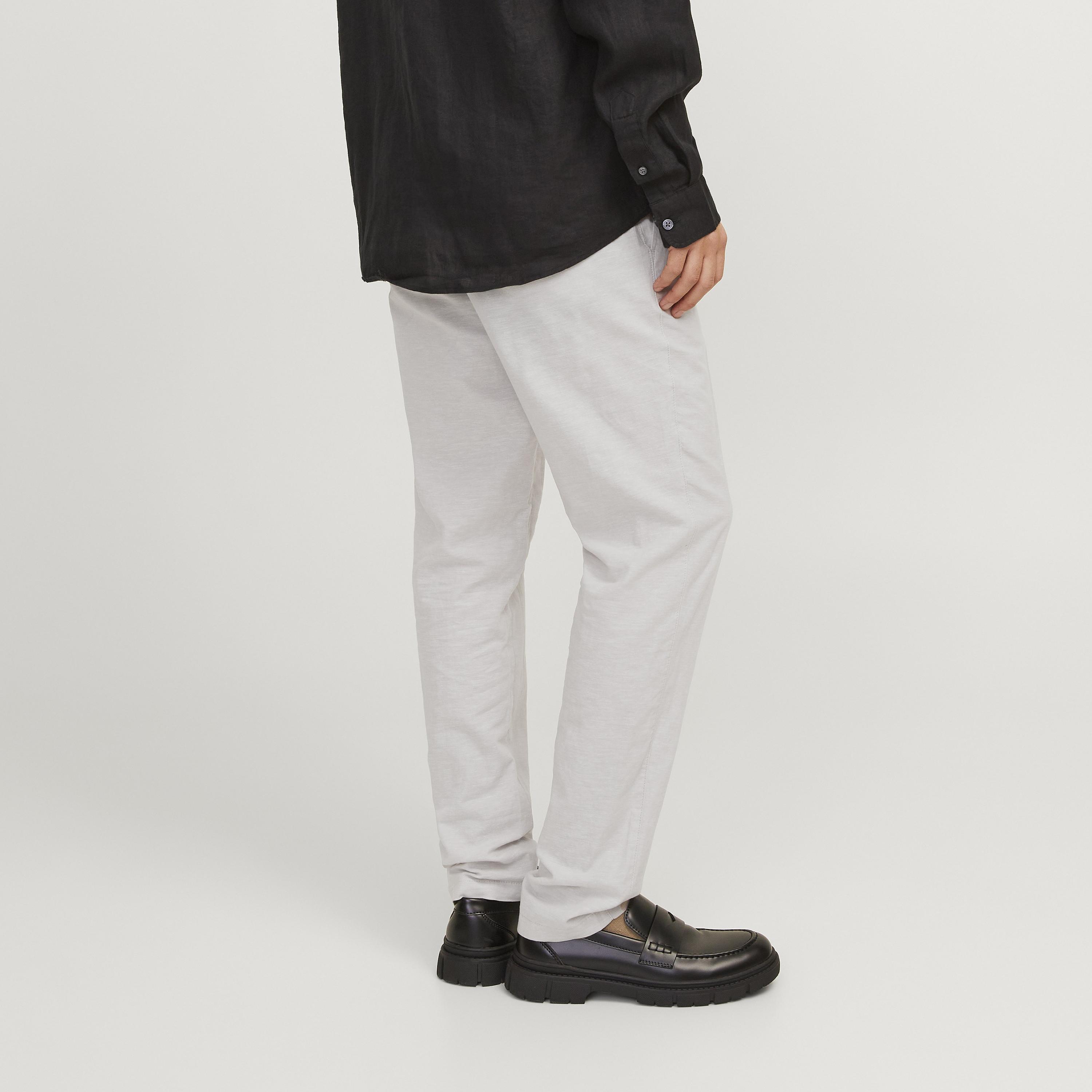 بنطلون تشينو رجالي بقصة مدببة (تاپيرد فيت) سادة بخصر متوسط الارتفاع من جاك آند جونز-men-clothing-bottoms-trousersandchinos-chinos-image-4