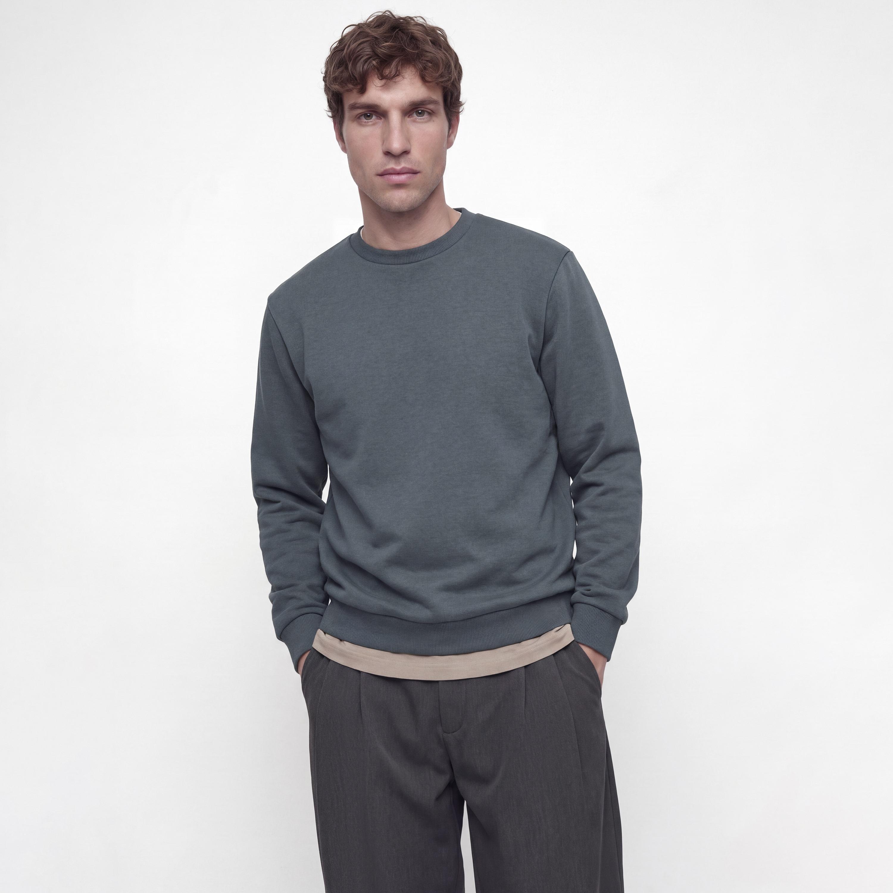 Jack & Jones Plain Crew Neck Long Sleeves Men's Sweatshirt-men-winterwear-hoodiesandsweatshirts-image-1
