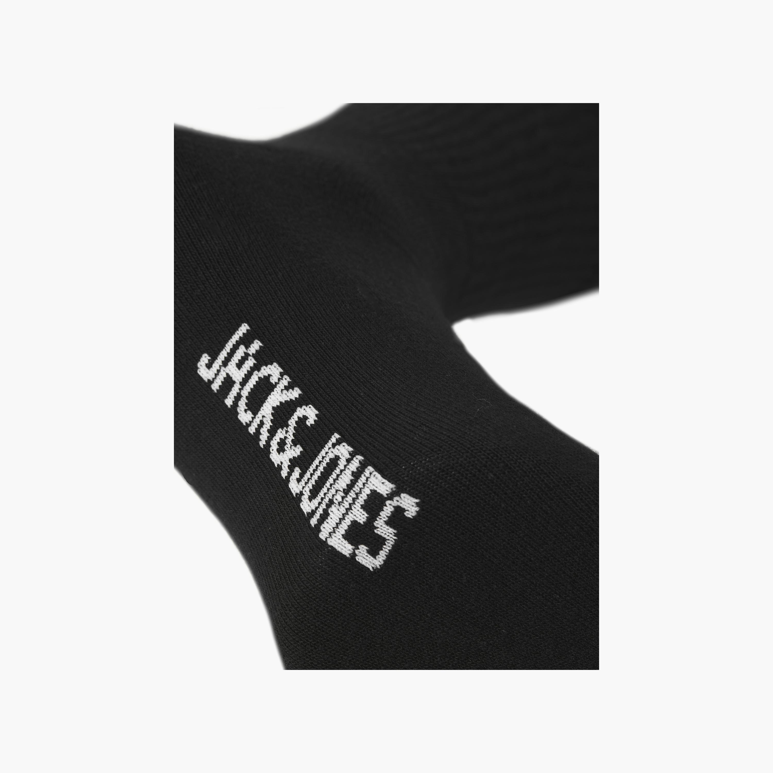 طقم جوارب تنيس قطنية رجالي بطبعة نصية "جاك بيسك" من جاك آند جونز - 5 أزواج | 12254955-men-socks-image-3