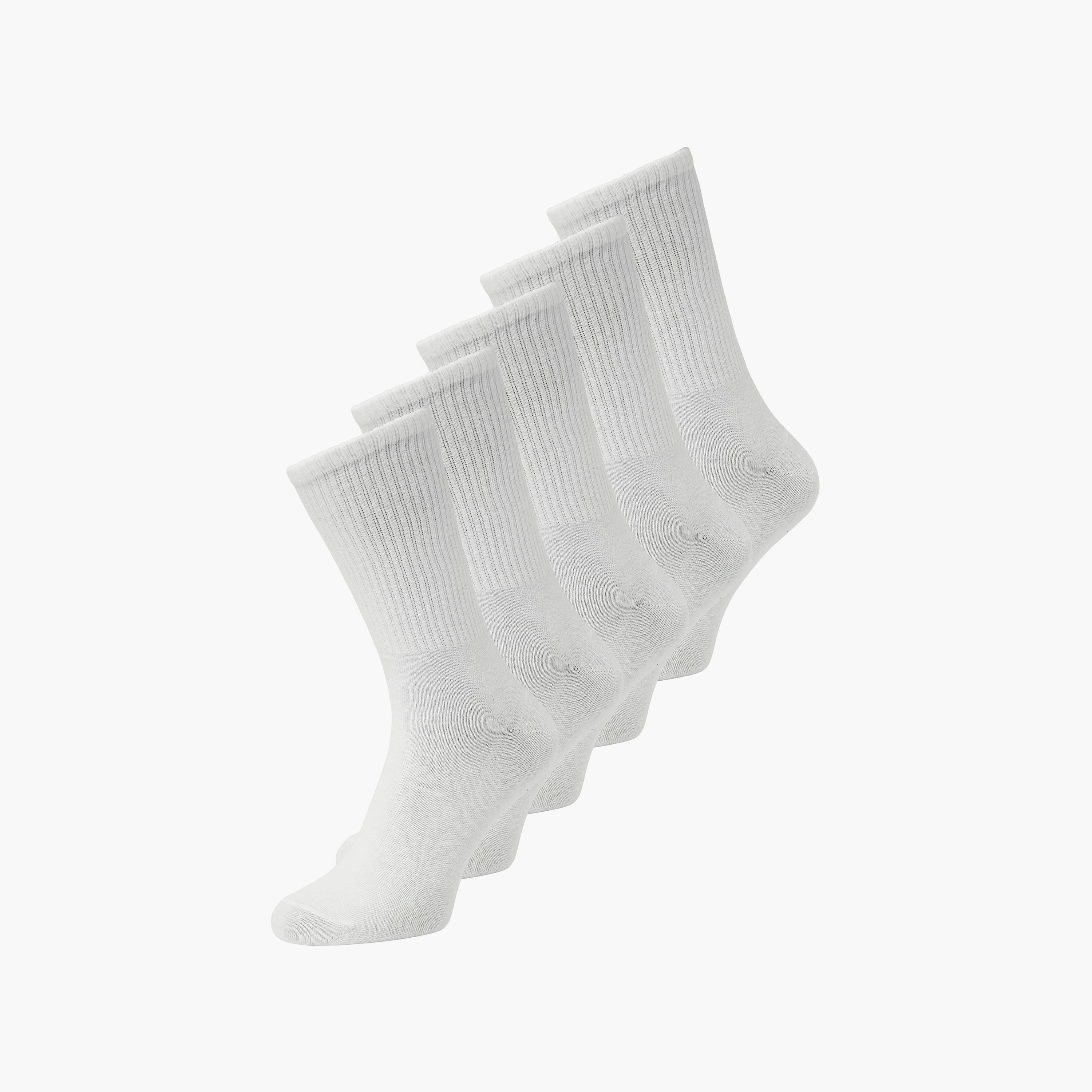 طقم جوارب تنيس قطنية رجالي بطبعة نصية "جاك بيسك" من جاك آند جونز - 5 أزواج | 12254955-men-socks-image-1