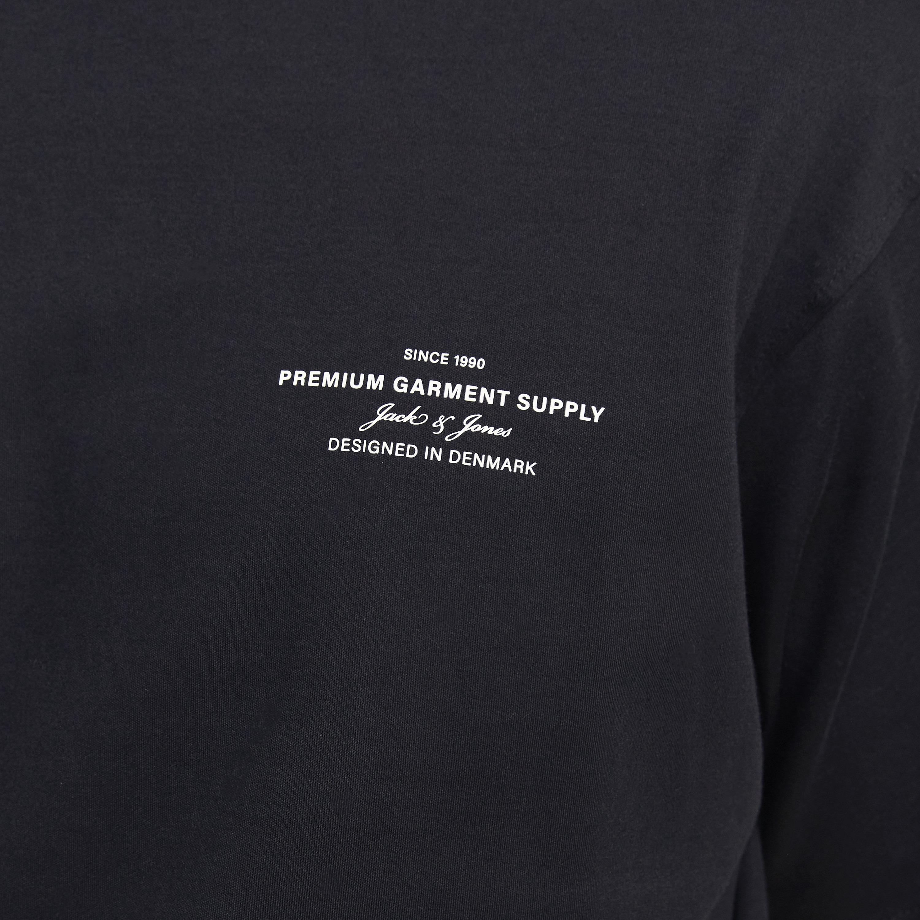 تيشرت رجالي بطبعة طبوغرافية وياقة مستديرة وأكمام قصيرة من جاك آند جونز-men-clothing-tshirtsandpolos-tshirts-image-5