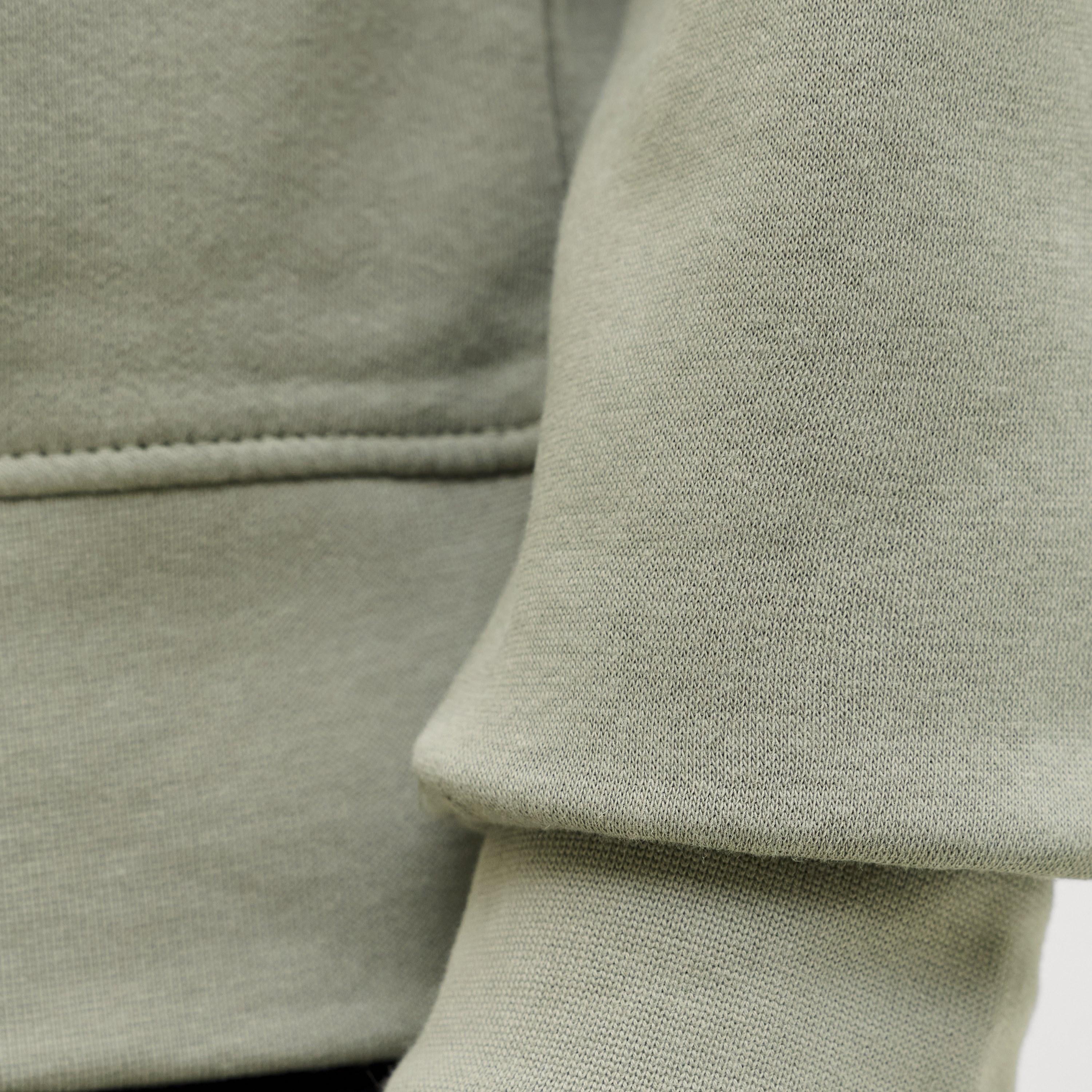 سويت شيرت رجالي جاك آند جونز سادة بياقة مستديرة وأكمام طويلة-men-winterwear-hoodiesandsweatshirts-image-5