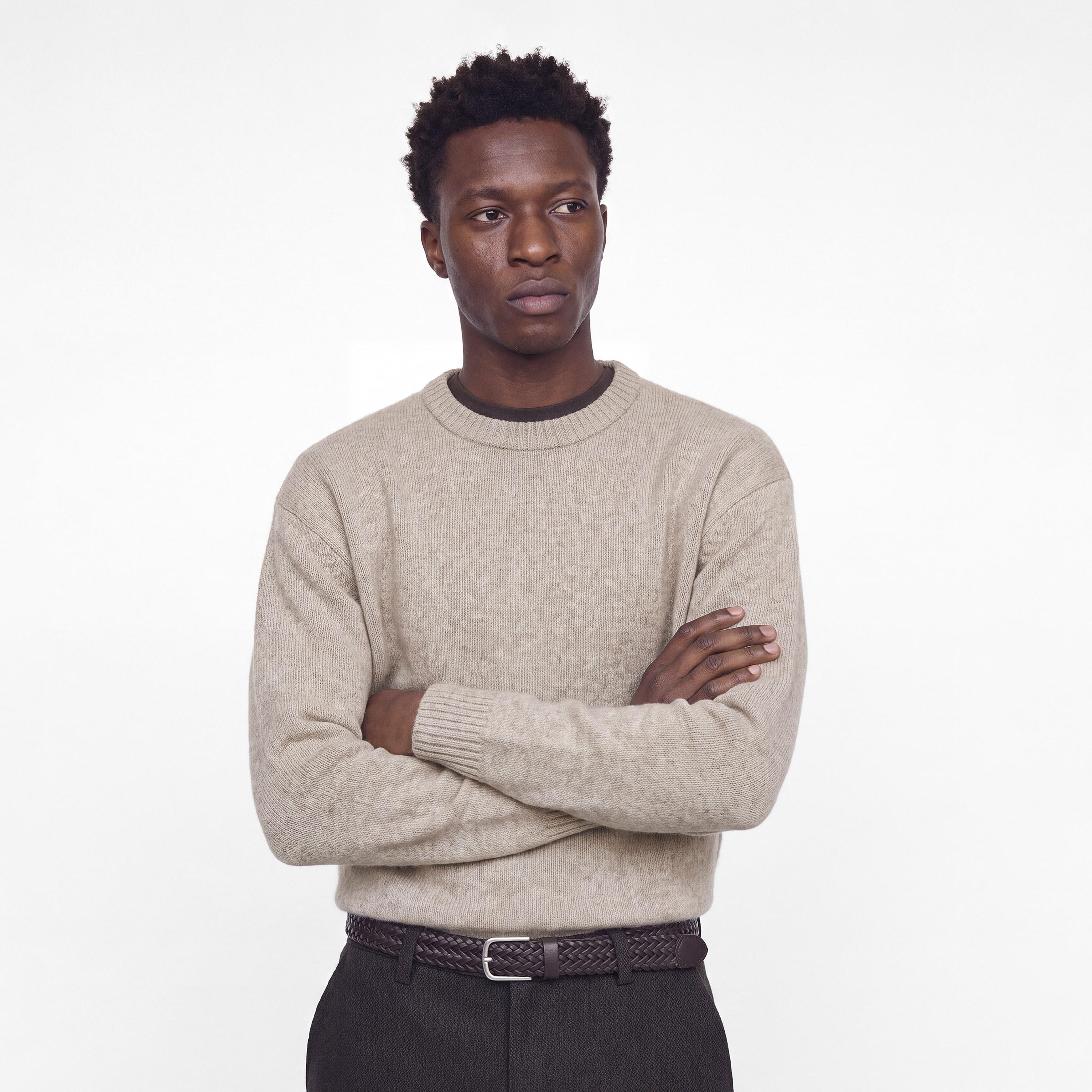 بلوفر رجالي سادة برقبة مستديرة وأكمام طويلة من جاك آند جونز-men-clothing-sweatersandpullovers-image-6