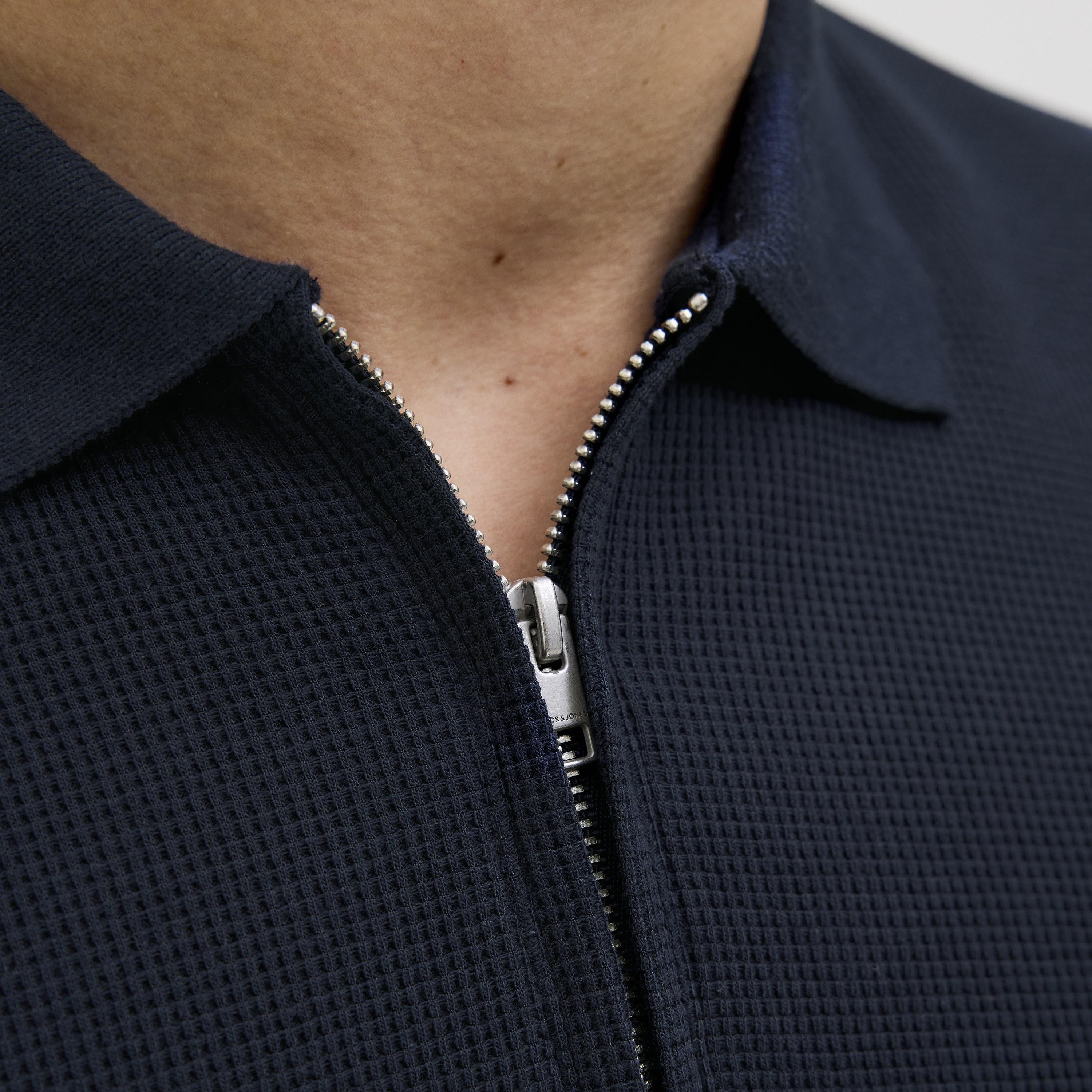 تيشيرت بولو رجالي بملمس مميز وأكمام قصيرة من جاك آند جونز-men-clothing-tshirtsandpolos-polos-image-5