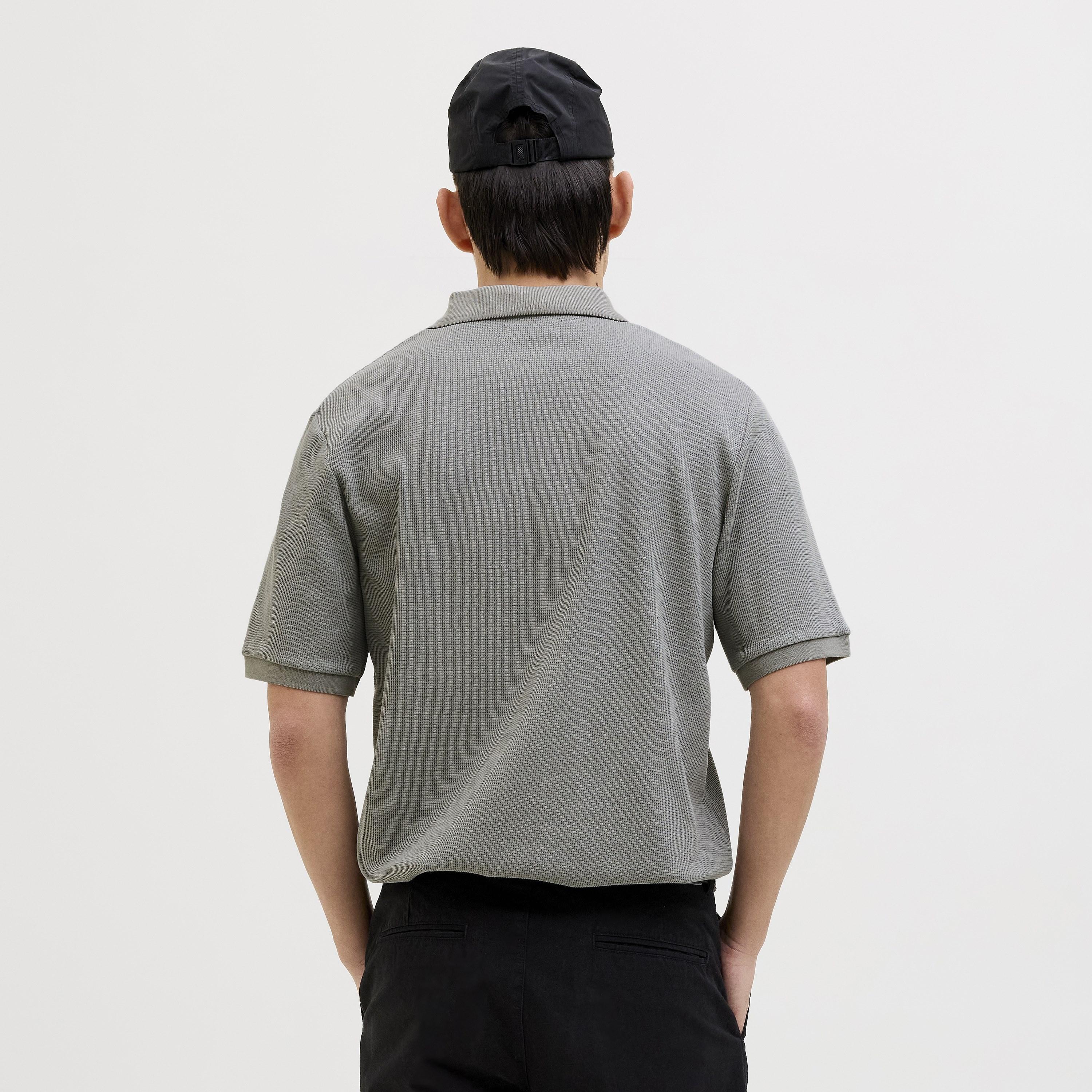 تيشيرت بولو رجالي بملمس مميز وأكمام قصيرة من جاك آند جونز-men-clothing-tshirtsandpolos-polos-image-4