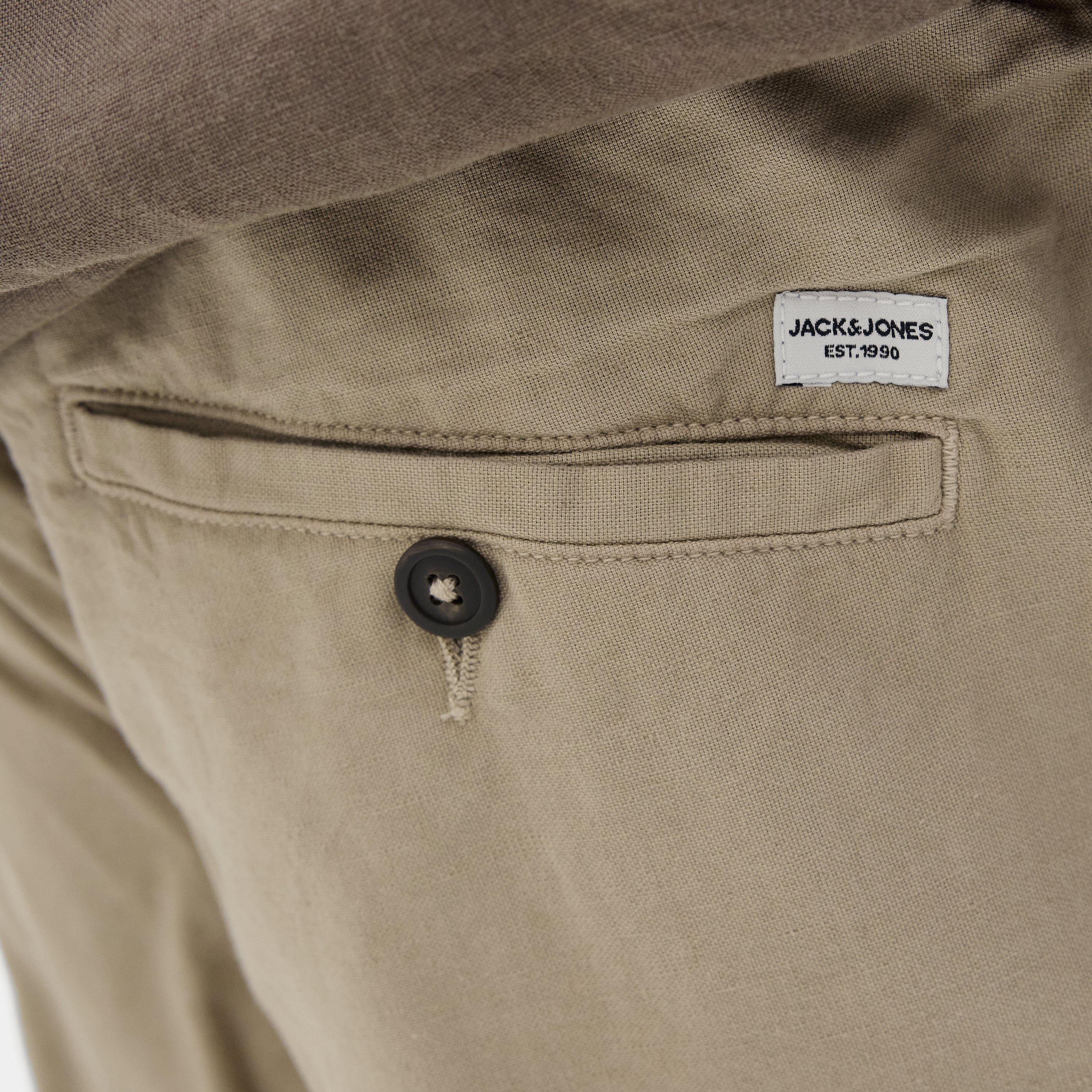 Jack & Jones Plain Mid-Rise Button and Zip Fly Men's Shorts-men-clothing-bottoms-shorts-image-8
