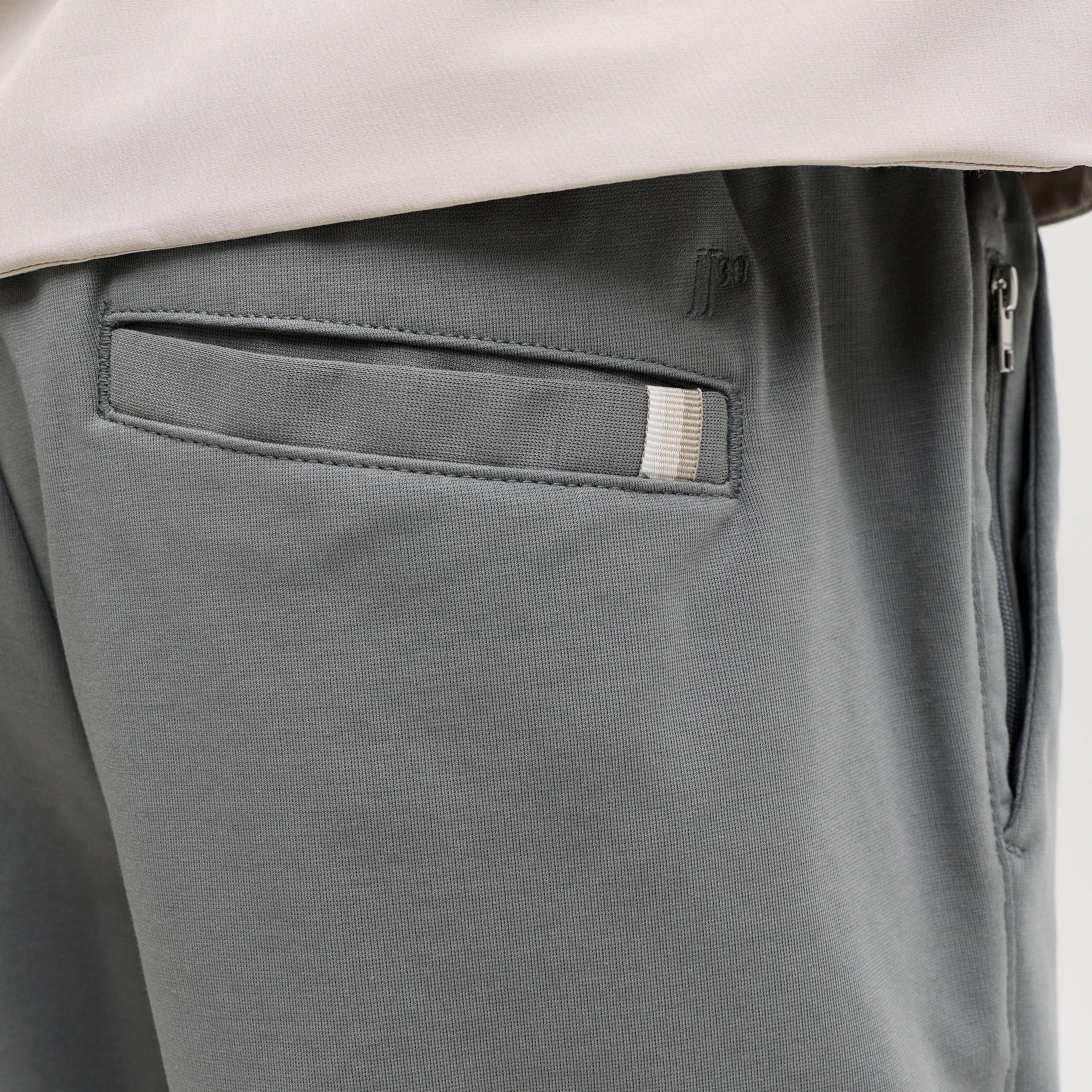 بنطال رجالي سادة بخصر متوسط الارتفاع وشريط مطاطي برباط من جاك آند جونز-men-clothing-bottoms-trousersandchinos-trousers-image-3