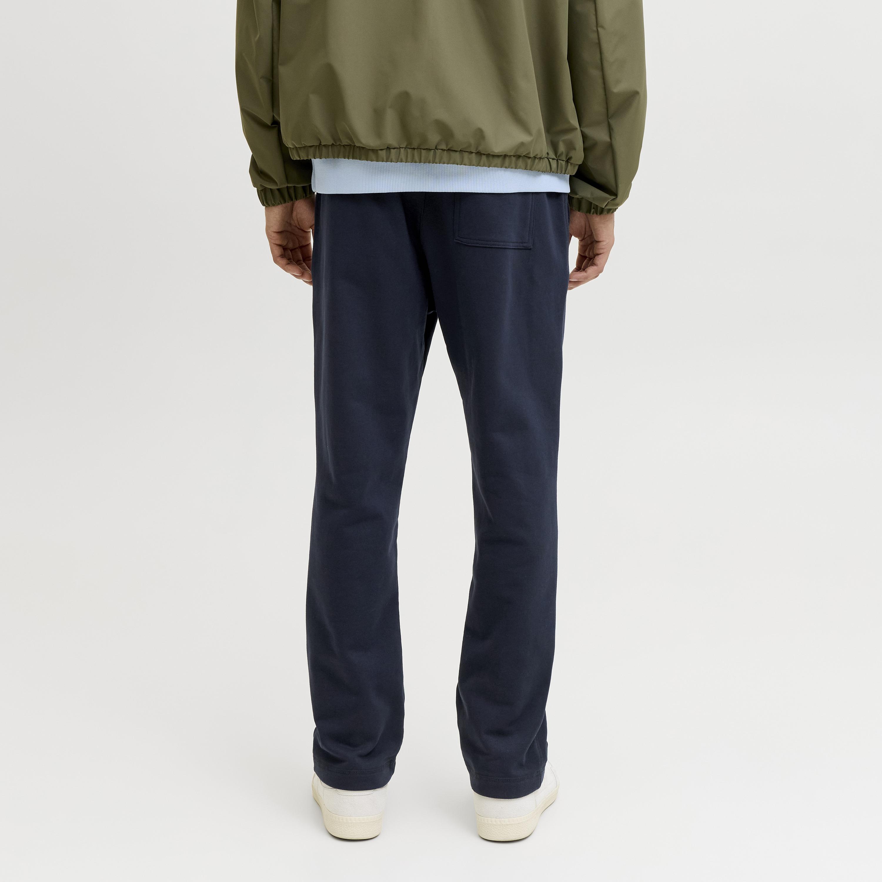 بنطلون رياضي رجالي سادة بخصر متوسط الارتفاع برباط من جاك آند جونز-men-clothing-joggers-image-19