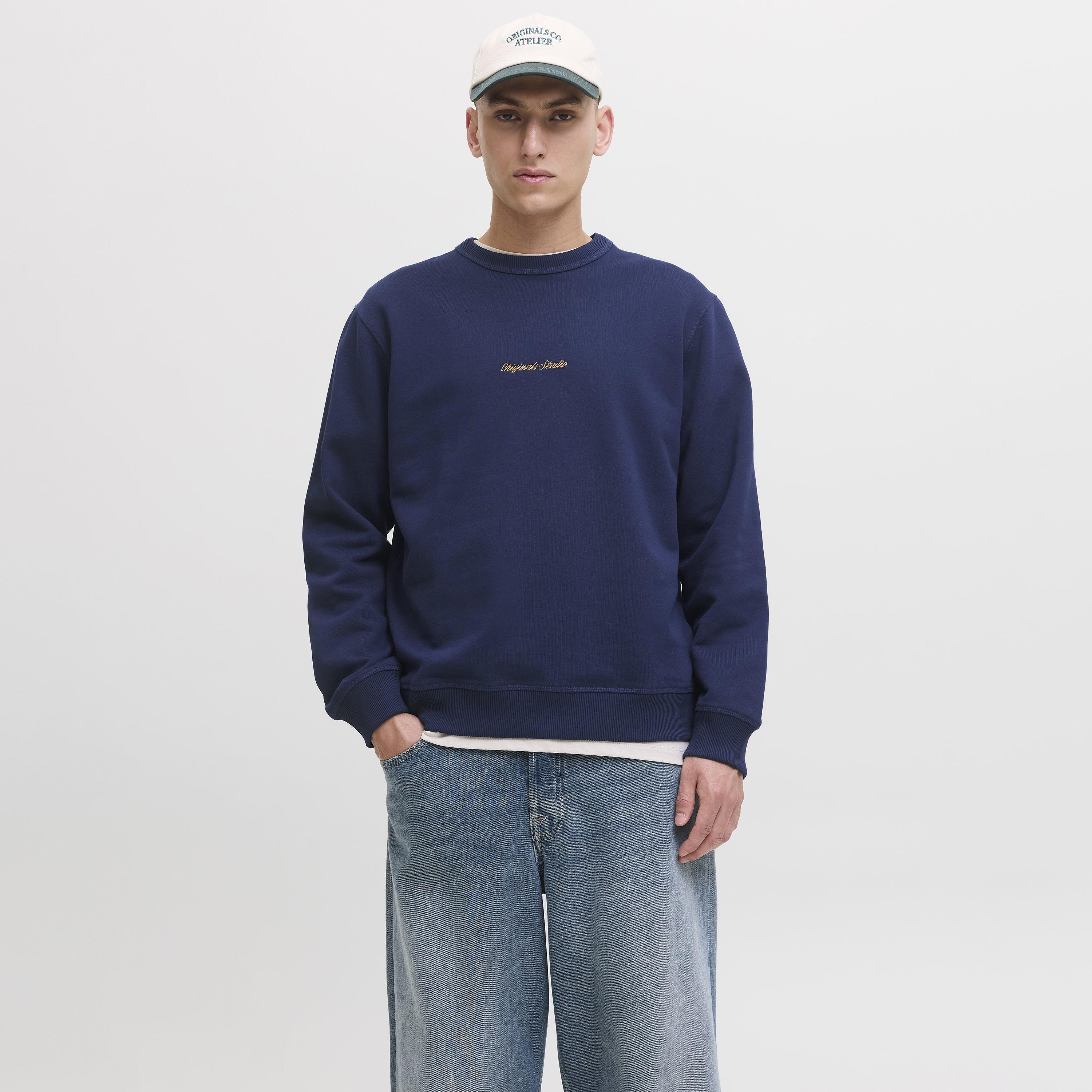 Jack & Jones Plain Crew Neck Long Sleeves Men's Sweatshirt-men-winterwear-hoodiesandsweatshirts-image-1