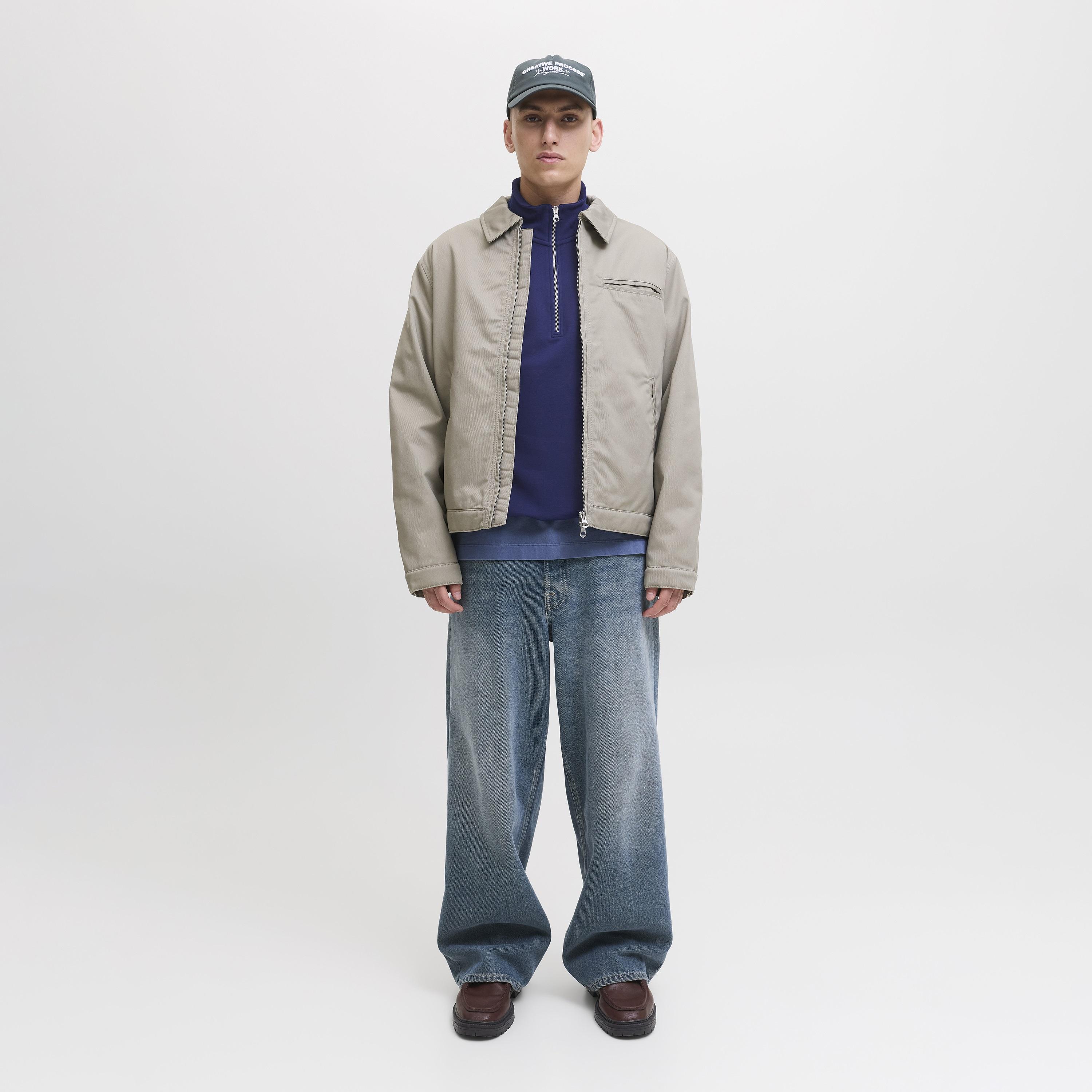 كنزة صوفية رجالية سادة بياقة عالية وأكمام طويلة من جاك ان جونز-men-winterwear-hoodiesandsweatshirts-image-2