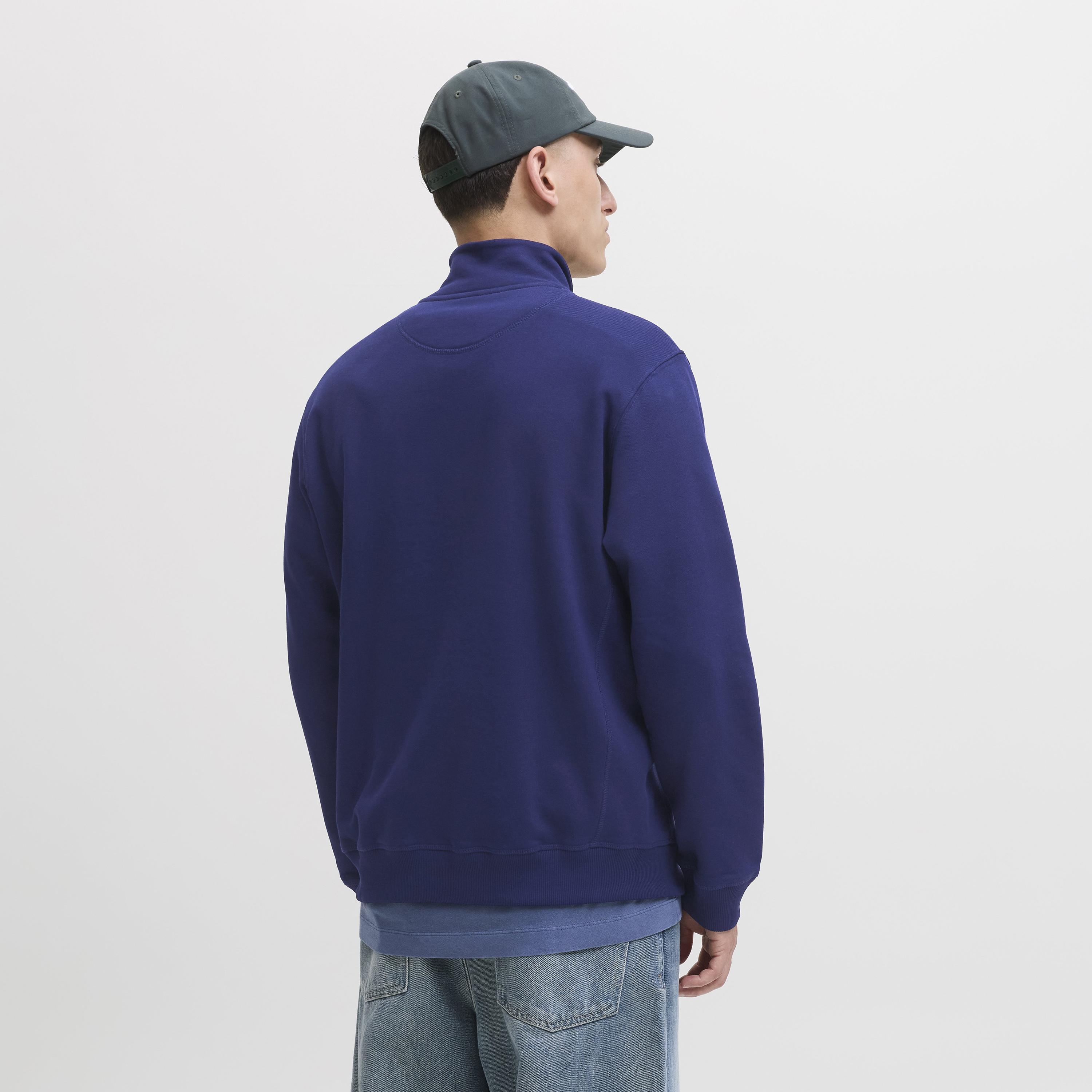 كنزة صوفية رجالية سادة بياقة عالية وأكمام طويلة من جاك ان جونز-men-winterwear-hoodiesandsweatshirts-image-4