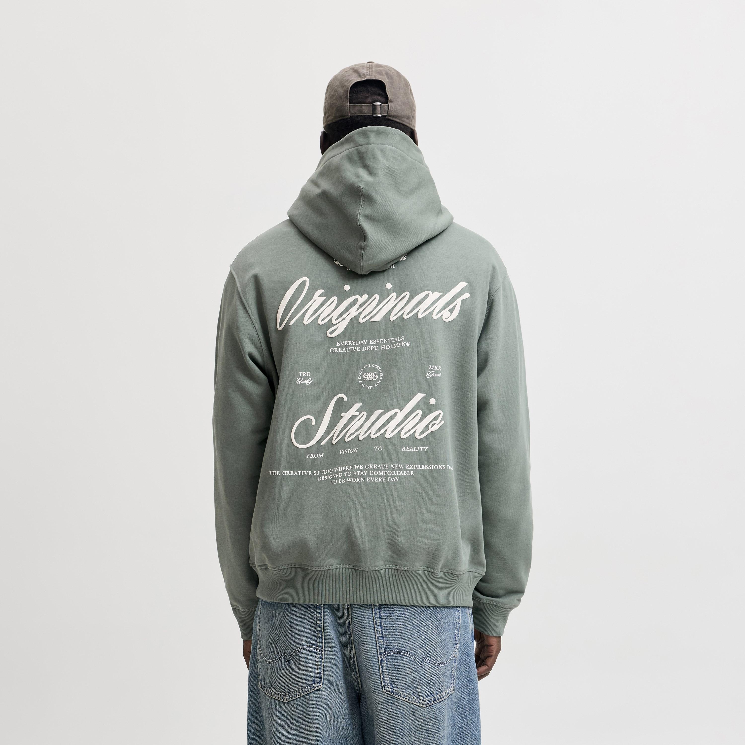 كنزة صوفية رجالية مطبوعة بنص بقلنسوة وأكمام طويلة من جاك ان جونز-men-winterwear-hoodiesandsweatshirts-image-24