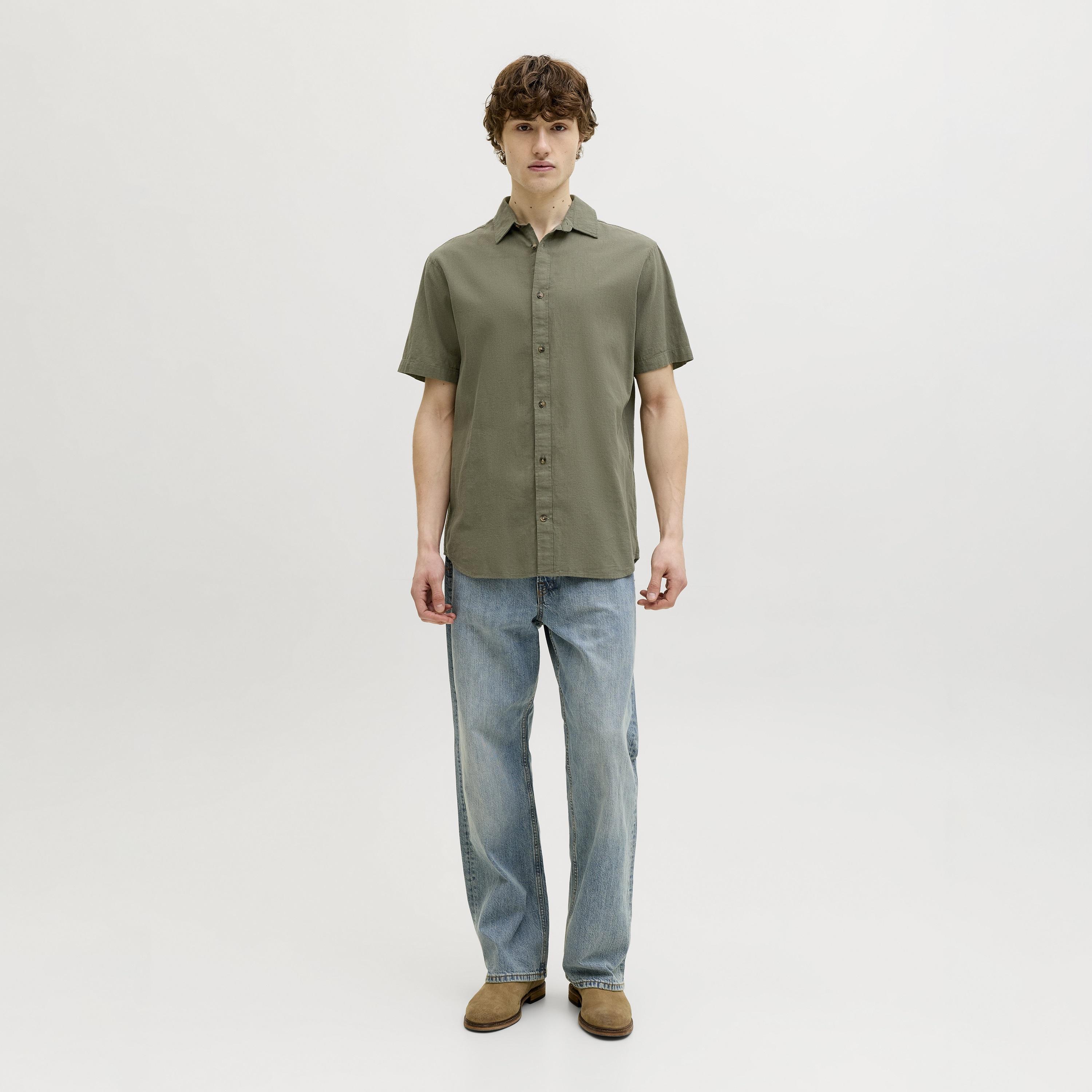 Jack & Jones Regular Fit Plain Spread Collar Short Sleeves Men's Shirt-men-clothing-shirts-image-2