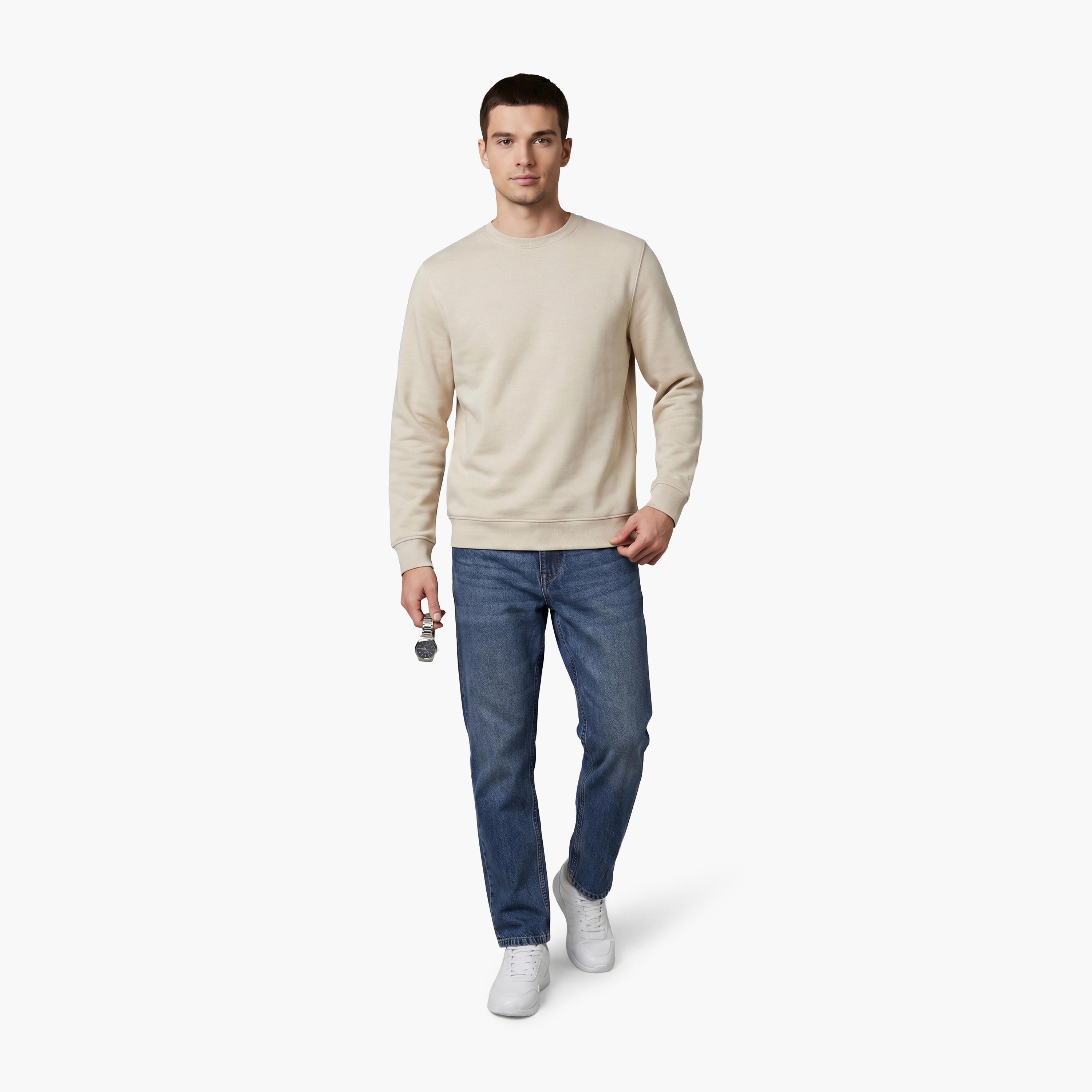 سويت شيرت رجالي جاك آند جونز سادة بياقة مستديرة وأكمام طويلة-men-winterwear-hoodiesandsweatshirts-image-2