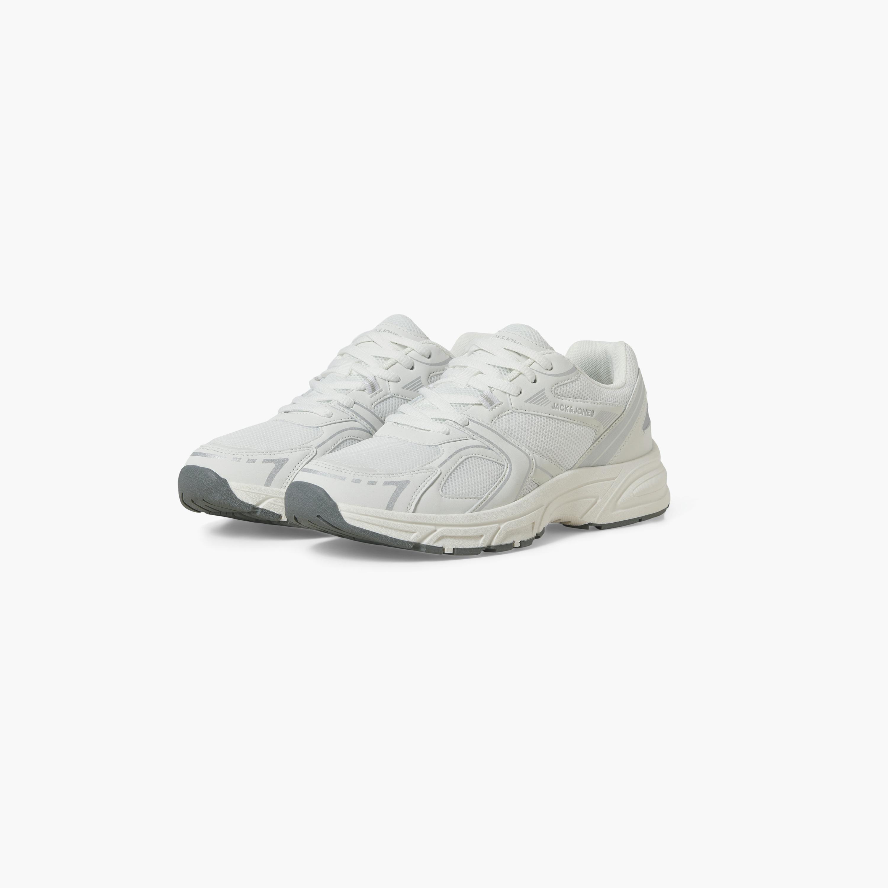 حذاء سنيكرز رجالي برباط وكاحل منخفض من جاك آند جونز | 12292066-men-shoes-sneakers-image-1