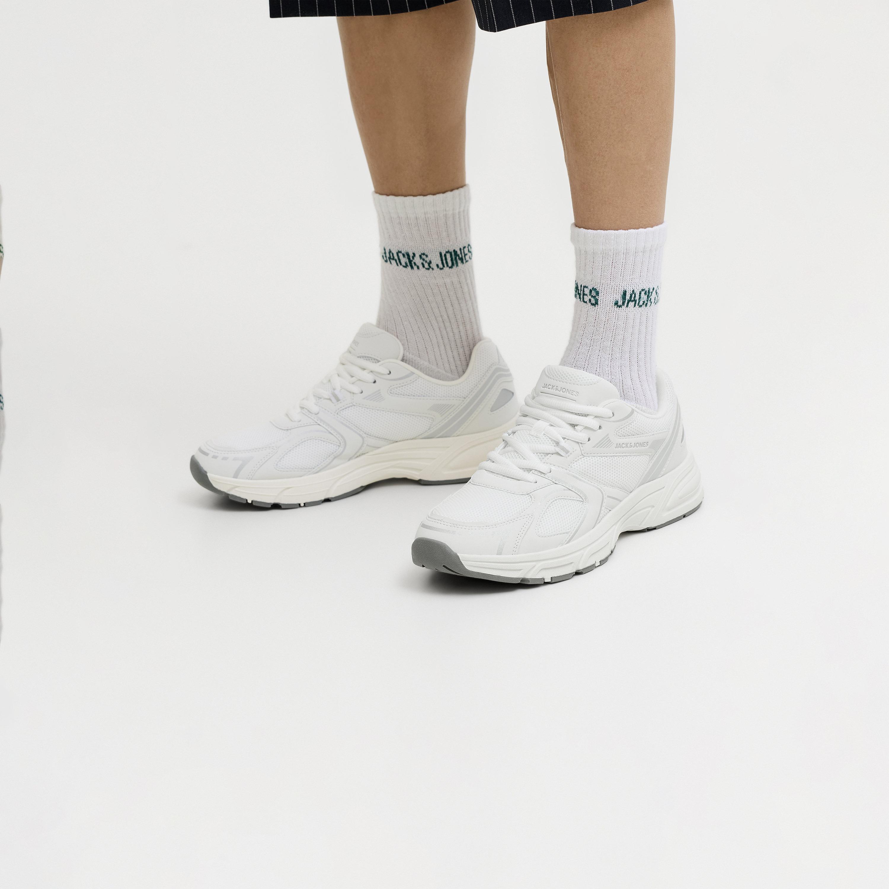 حذاء سنيكرز رجالي برباط وكاحل منخفض من جاك آند جونز | 12292066-men-shoes-sneakers-image-8