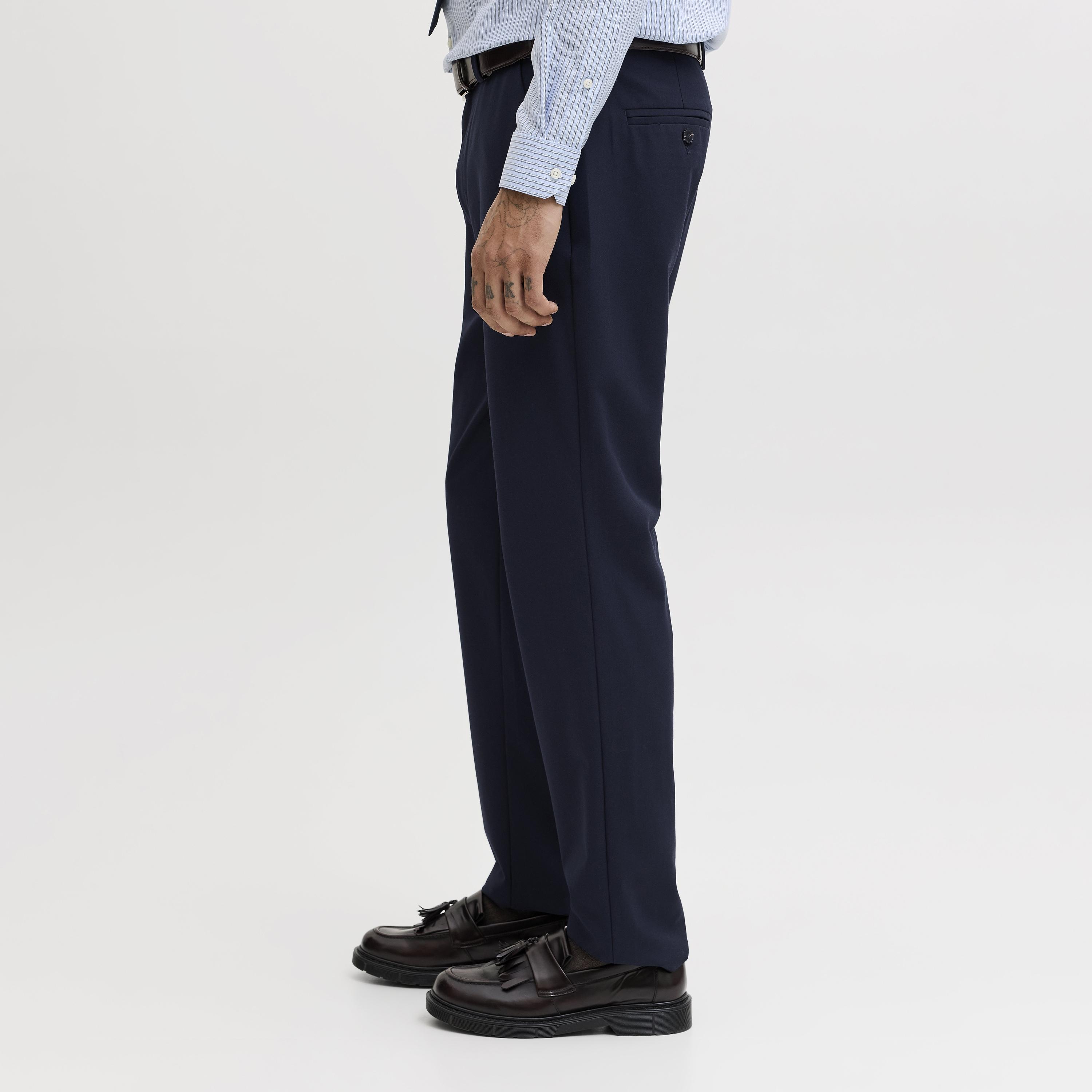 بنطلون رجالي سادة بخصر متوسط الارتفاع وقفل أزرار وسحاب من جاك آند جونز-men-clothing-bottoms-trousersandchinos-trousers-image-19