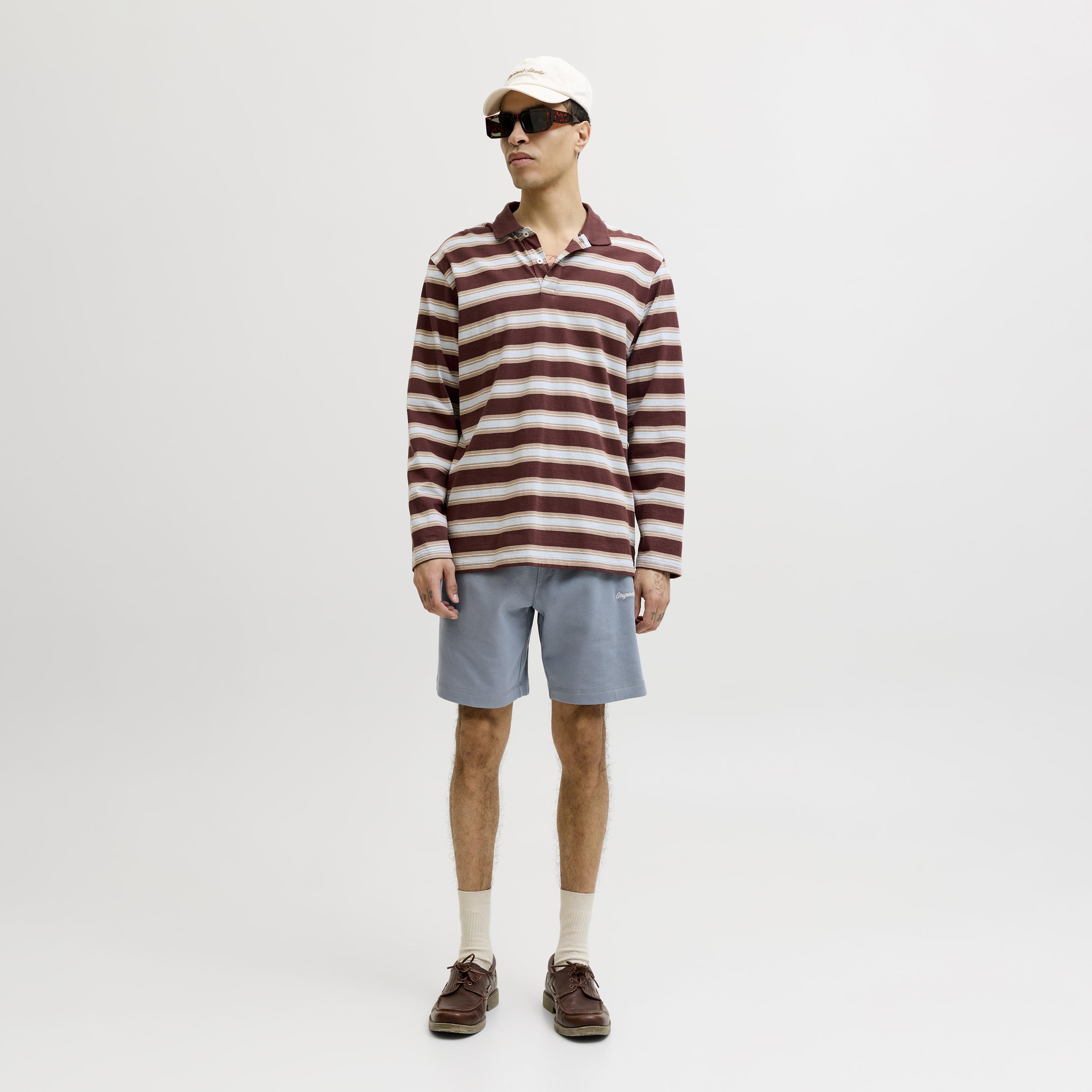 شورت رجالي سادة بخصر مطاطي برباط وقصة متوسطة الارتفاع من جاك آند جونز-men-clothing-bottoms-shorts-image-5