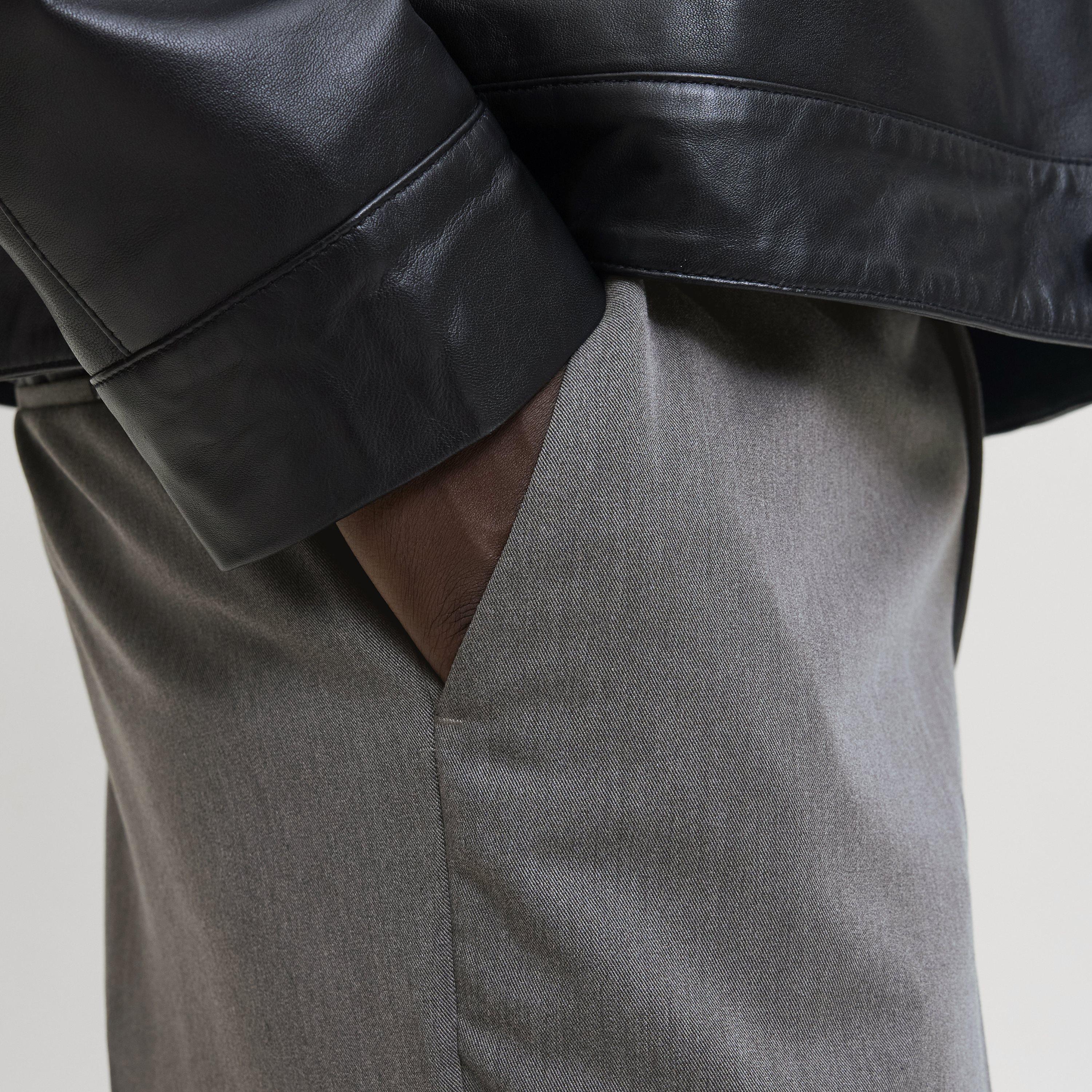 بنطلون رجالي سادة بخصر متوسط الارتفاع وقفل مشبك وسحاب من جاك آند جونز-men-clothing-bottoms-trousersandchinos-trousers-image-3