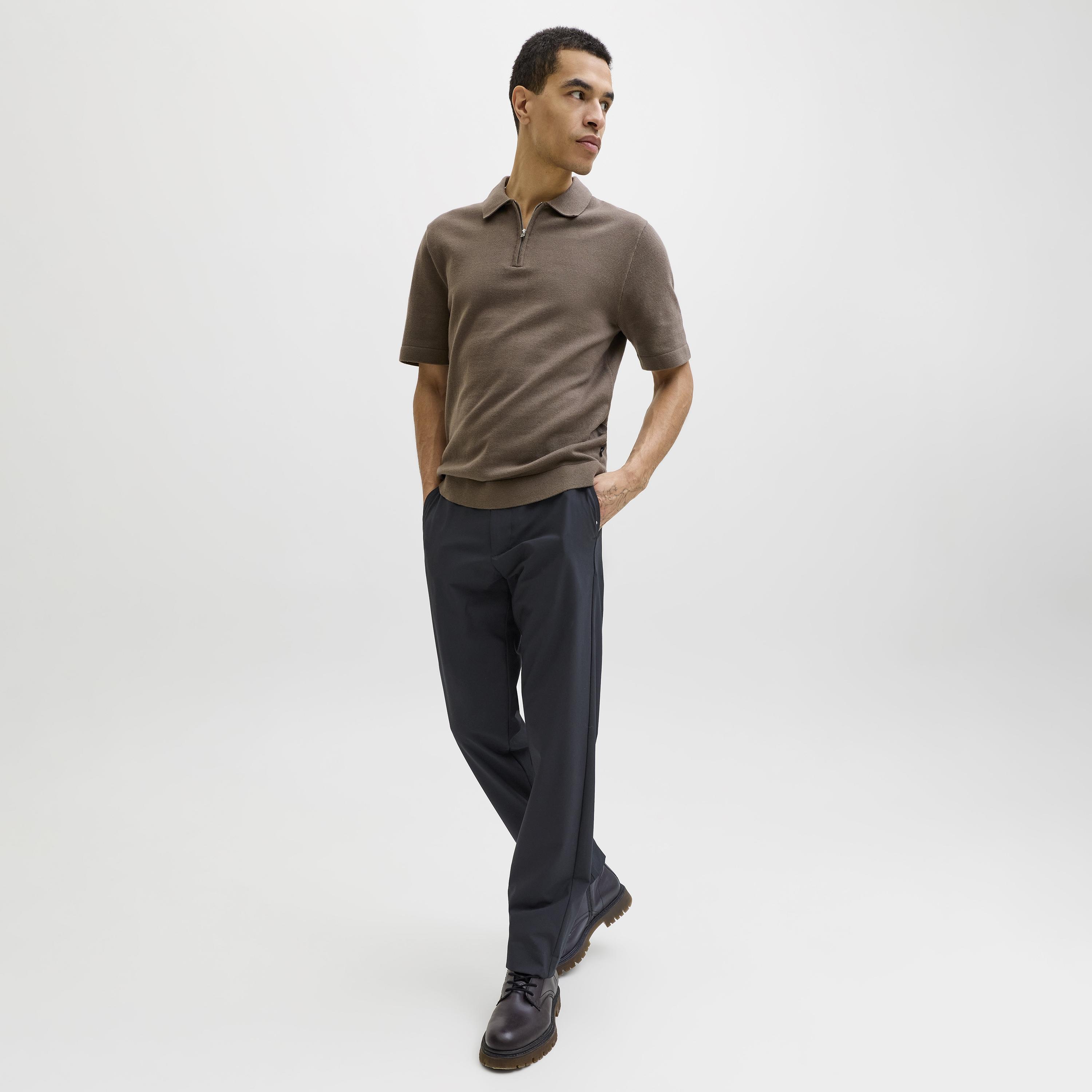 Jack & Jones Relaxed Fit Plain Mid-Rise Men's Chinos-men-clothing-bottoms-trousersandchinos-chinos-image-2