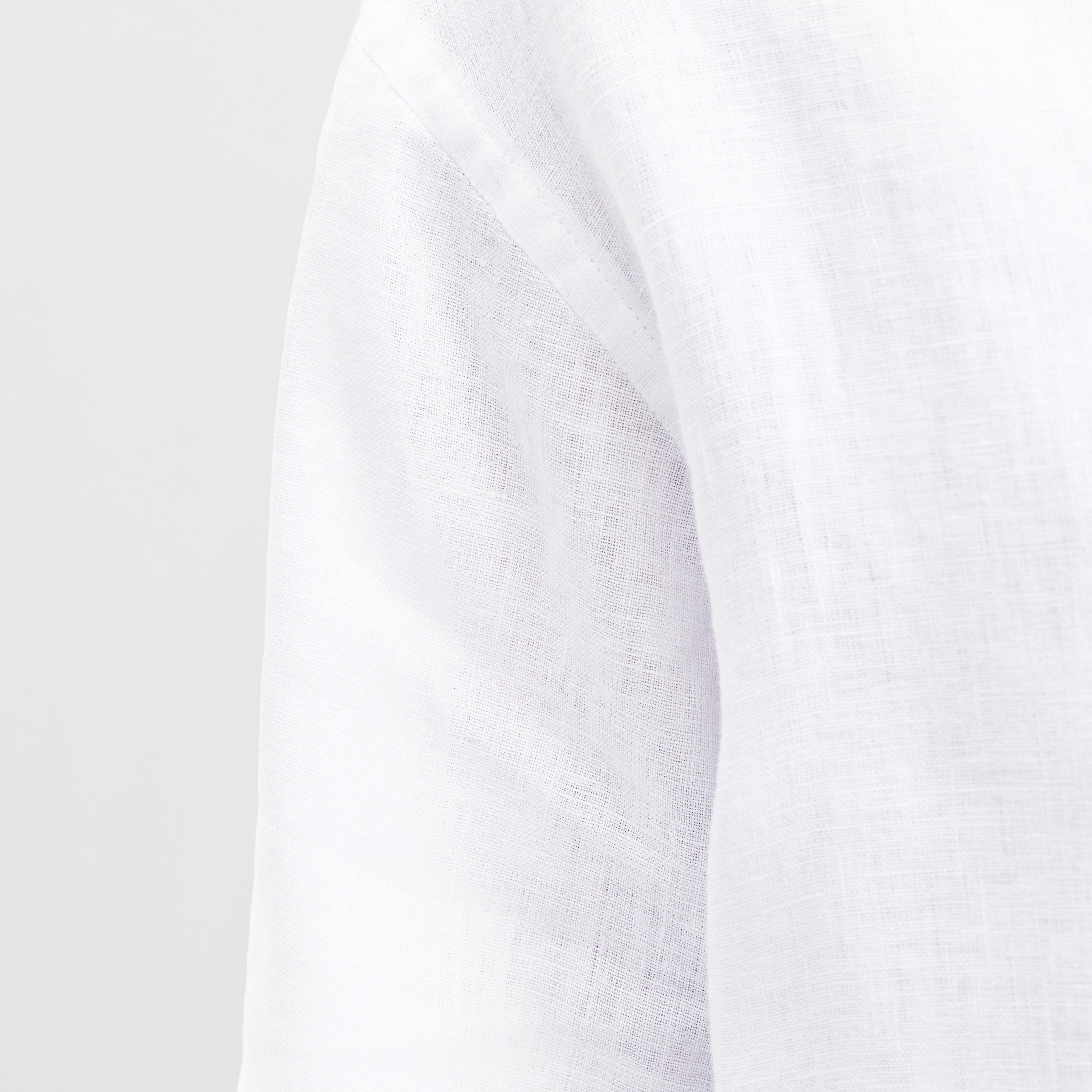 قميص رجالي بقصة عادية (ريجيولار فيت) سادة بياقة ريزورت وأكمام قصيرة من جاك آند جونز-men-clothing-shirts-image-14