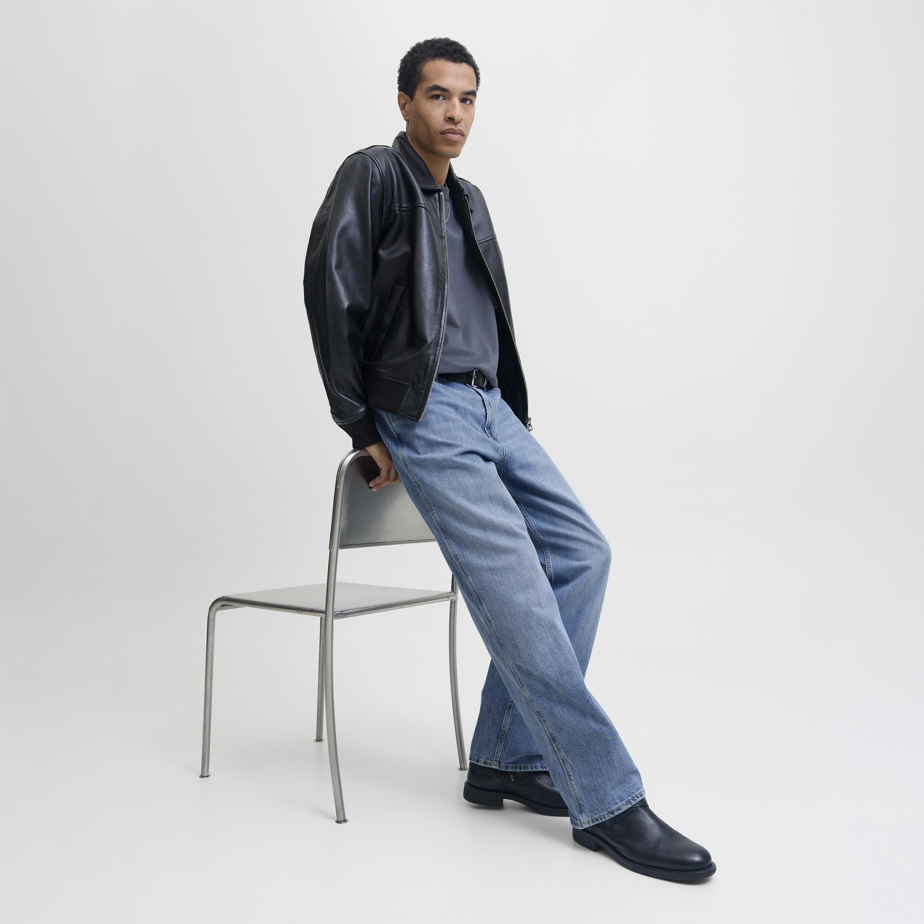 Jack & Jones Wide Leg Fit Mid Washed Mid-Rise Men's Jeans-men-clothing-bottoms-jeans-image-2