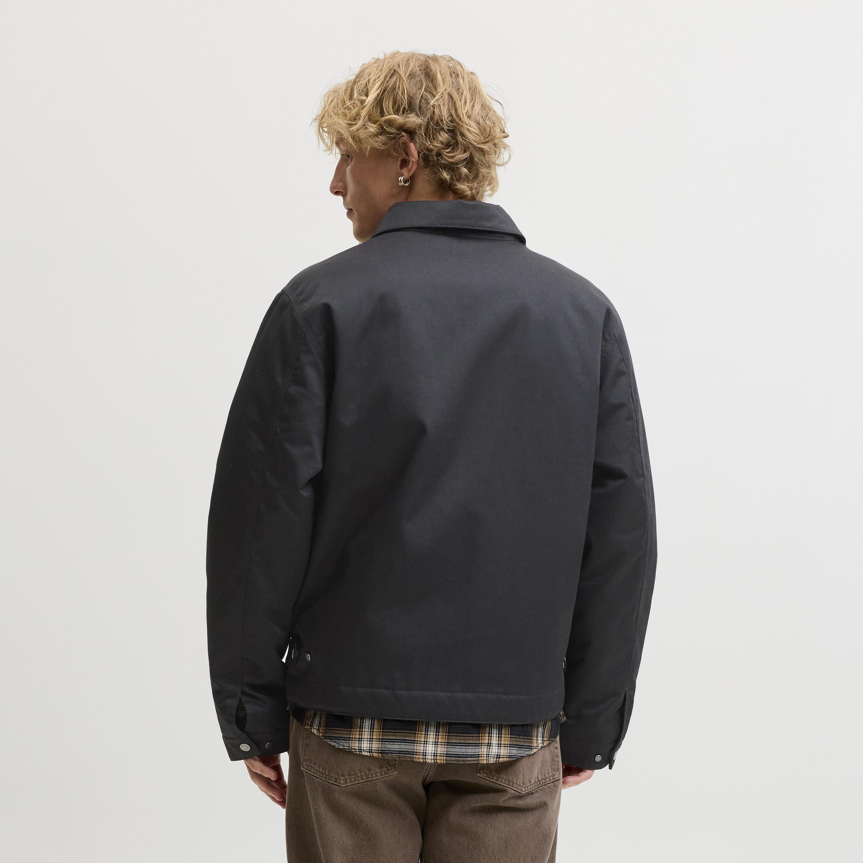 جاكيت رجالي سادة بياقة عريضة وأكمام طويلة من جاك آند جونز-men-clothing-jacketsandblazers-jackets-image-4