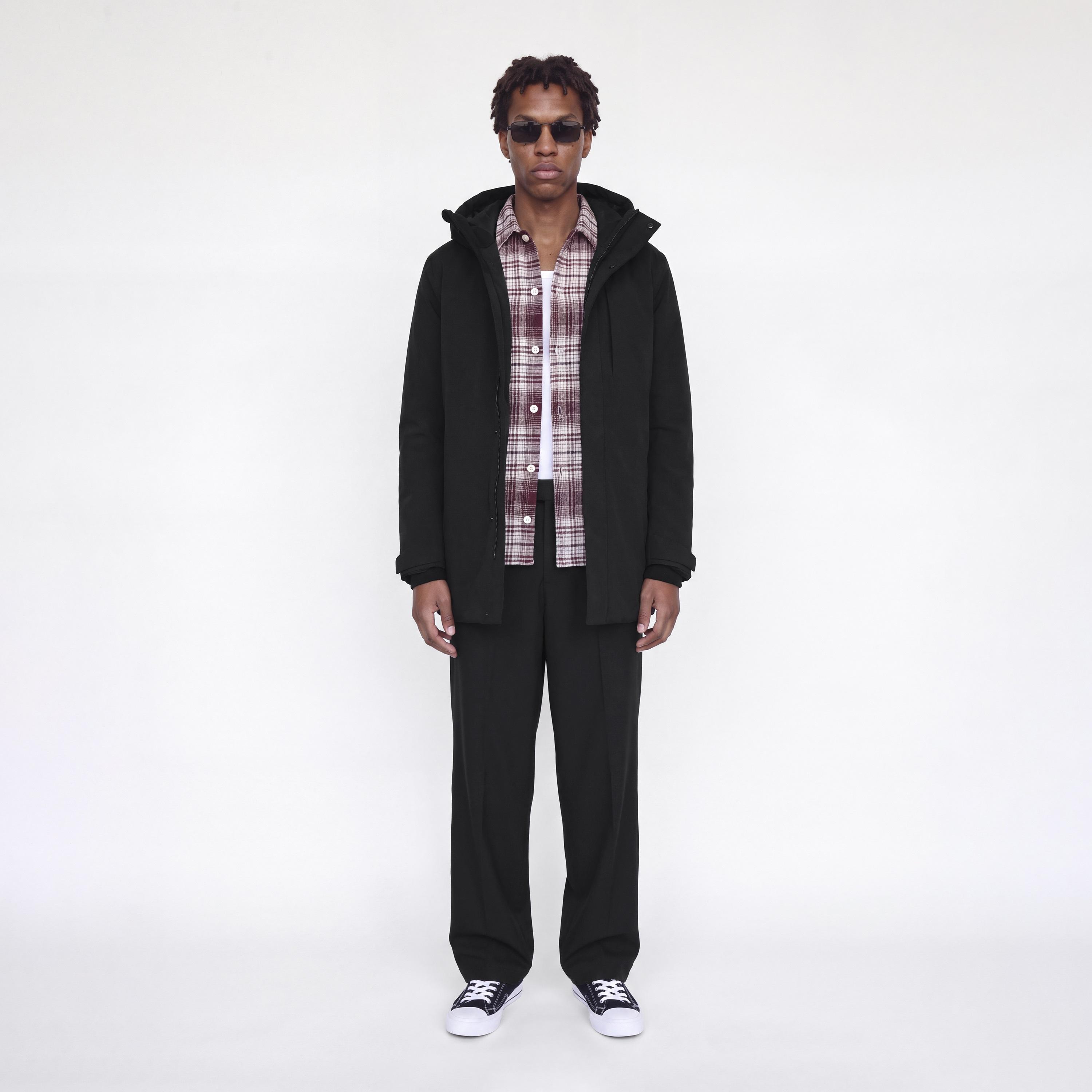 جاكيت باركا رجالي سادة بياقة بقبعة وأكمام طويلة من جاك آند جونز-men-clothing-jacketsandblazers-jackets-image-2
