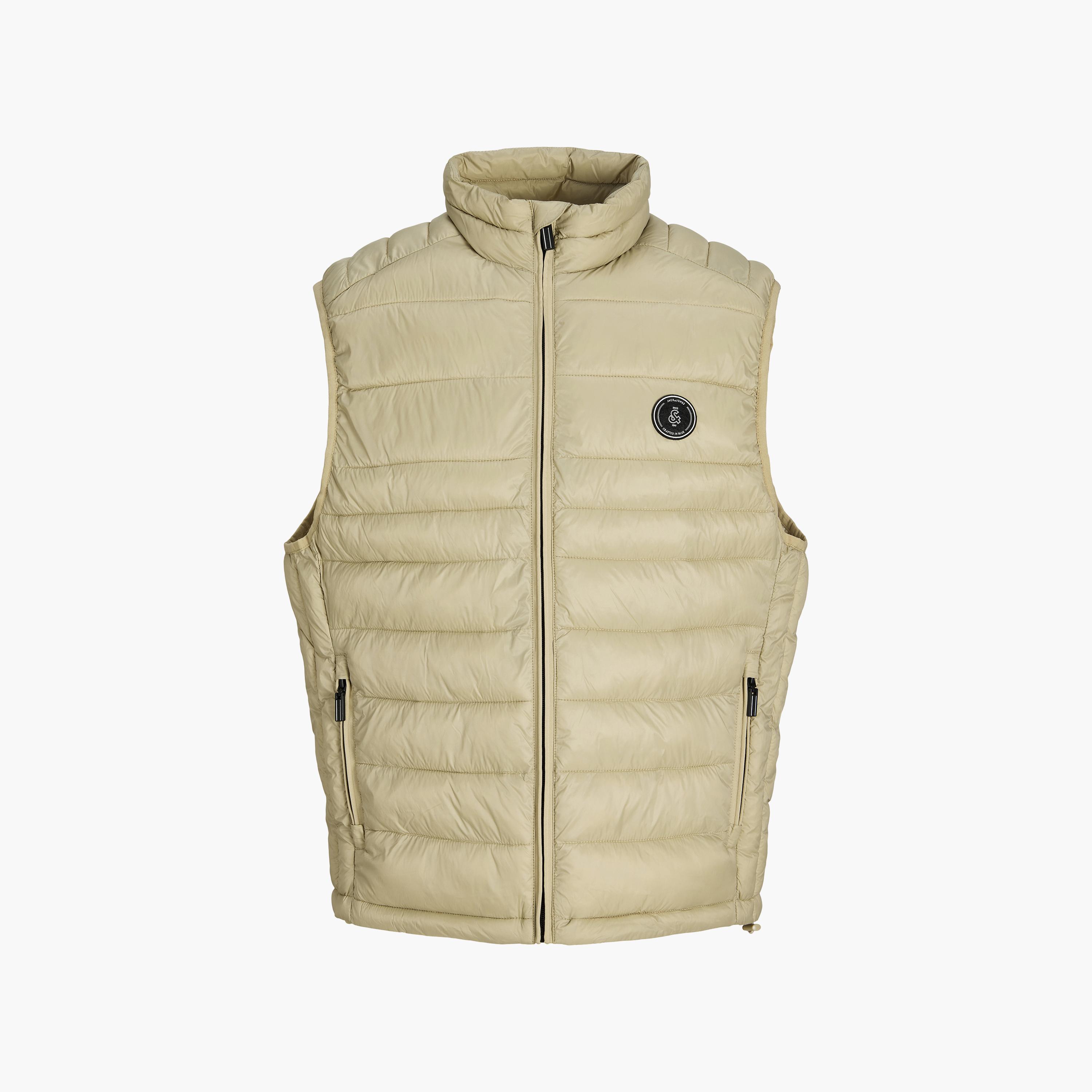 جيليه منفوخ رجالي بياقة واقفة عالية من جاك آند جونز-men-clothing-jacketsandblazers-jackets-image-32