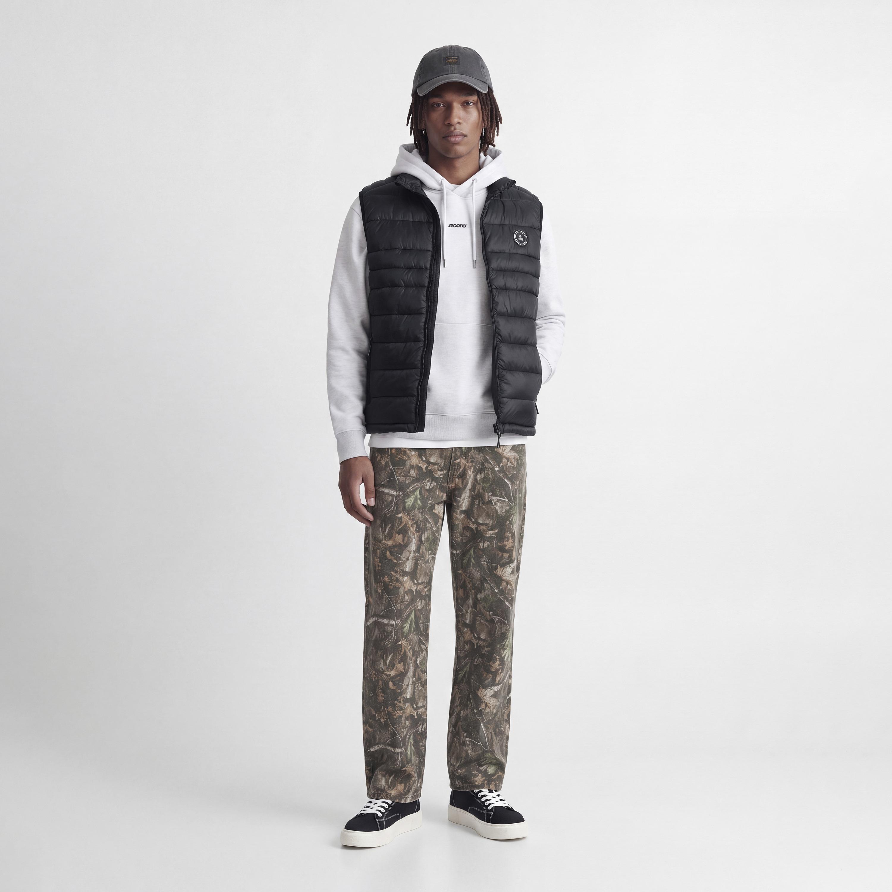 جيليه منفوخ رجالي بياقة واقفة عالية من جاك آند جونز-men-clothing-jacketsandblazers-jackets-image-2