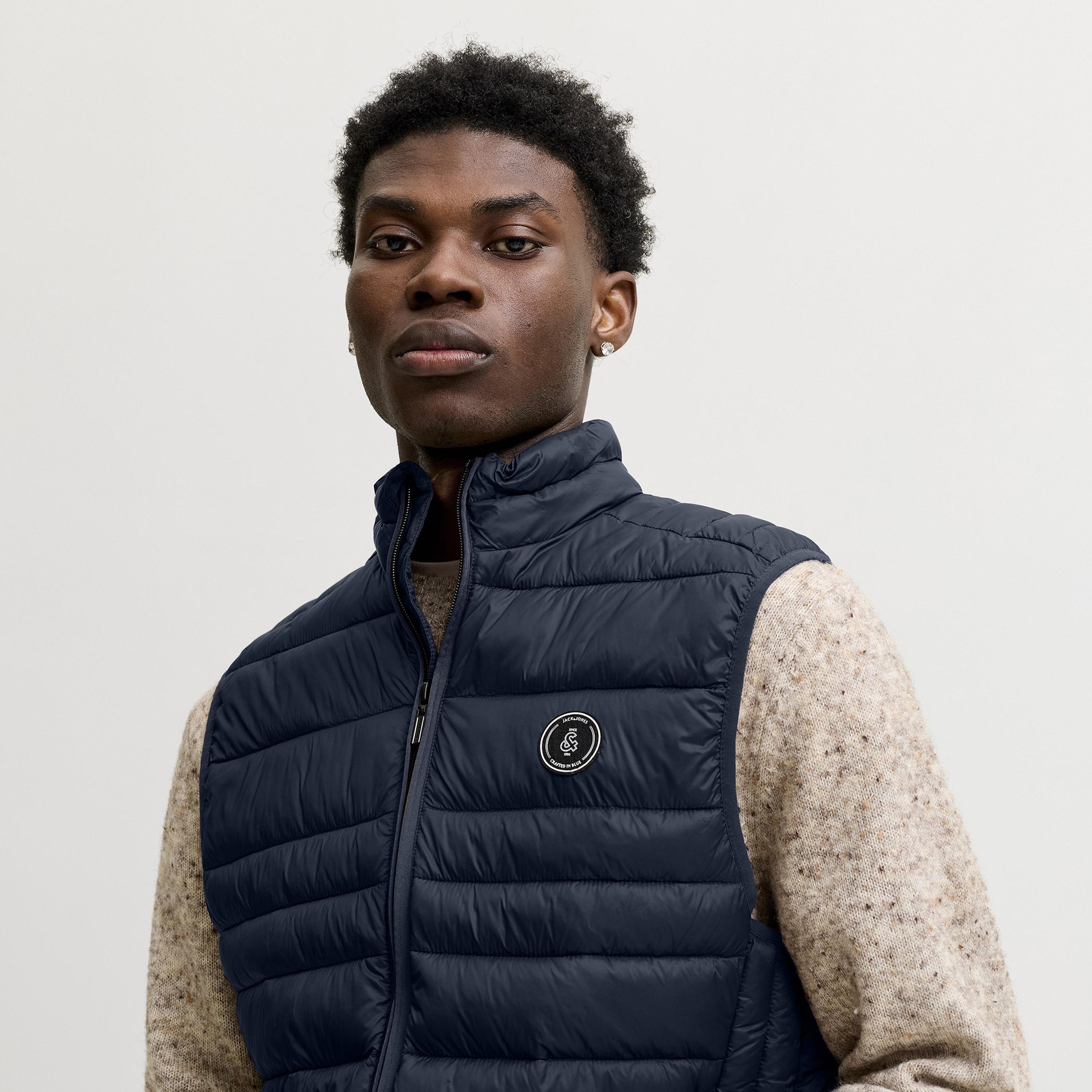 جيليه منفوخ رجالي بياقة واقفة عالية من جاك آند جونز-men-clothing-jacketsandblazers-jackets-image-14