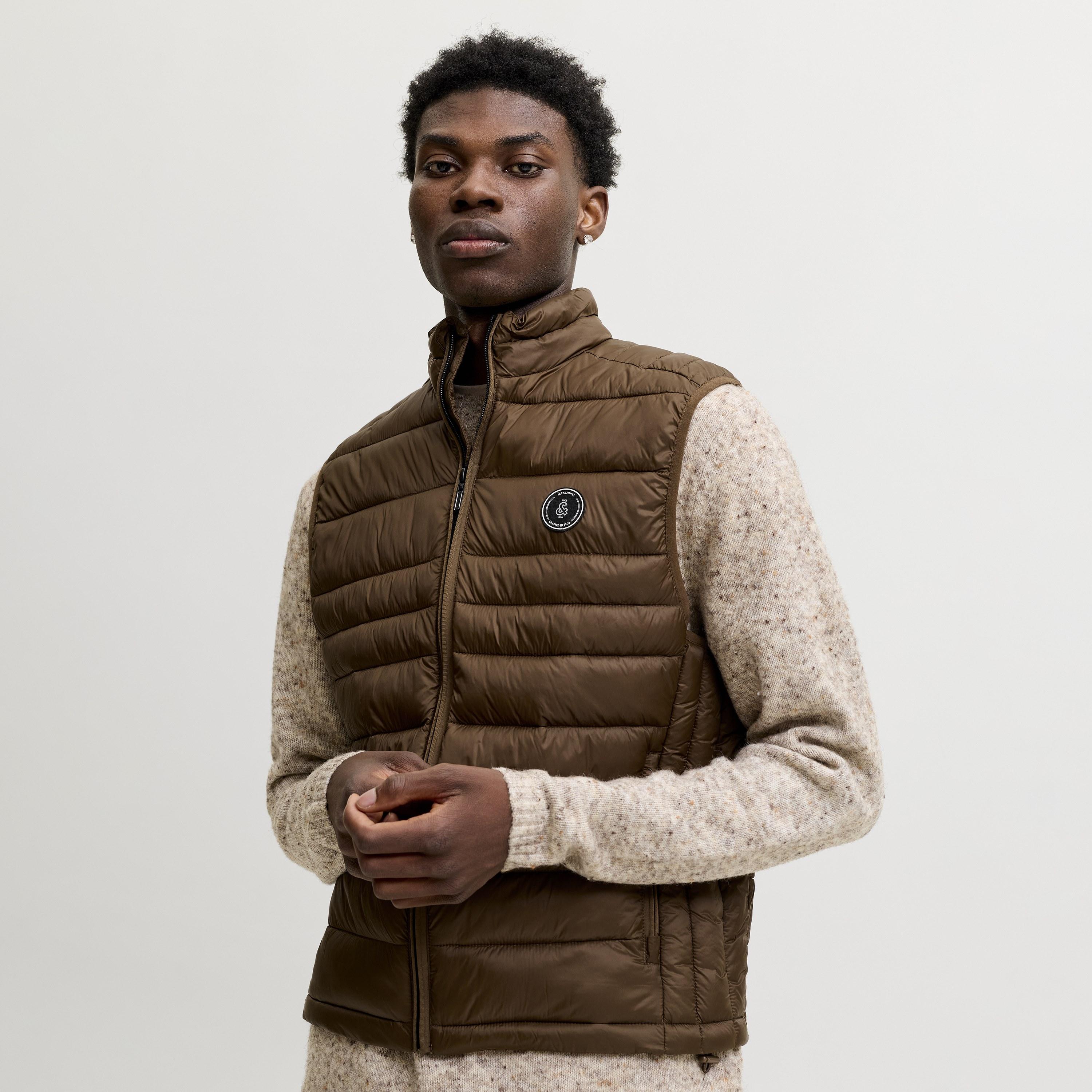 جيليه منفوخ رجالي بياقة واقفة عالية من جاك آند جونز-men-clothing-jacketsandblazers-jackets-image-21